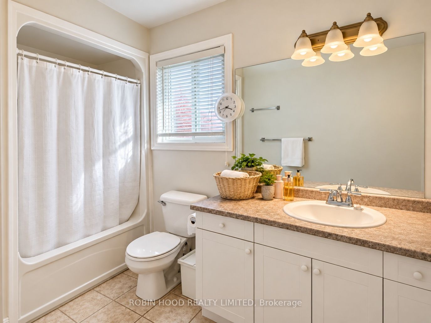 377 Berryhill Place Property Photo 26