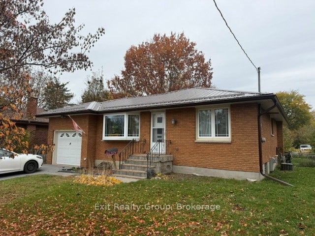 14 Ernest Court Property Photo 3