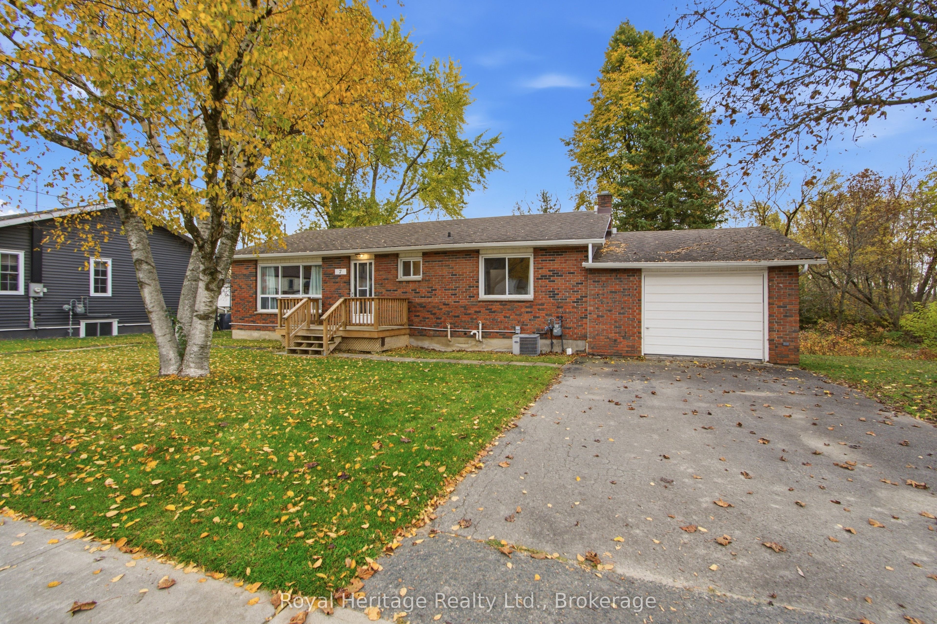 7 Richardson Street Property Photo 1