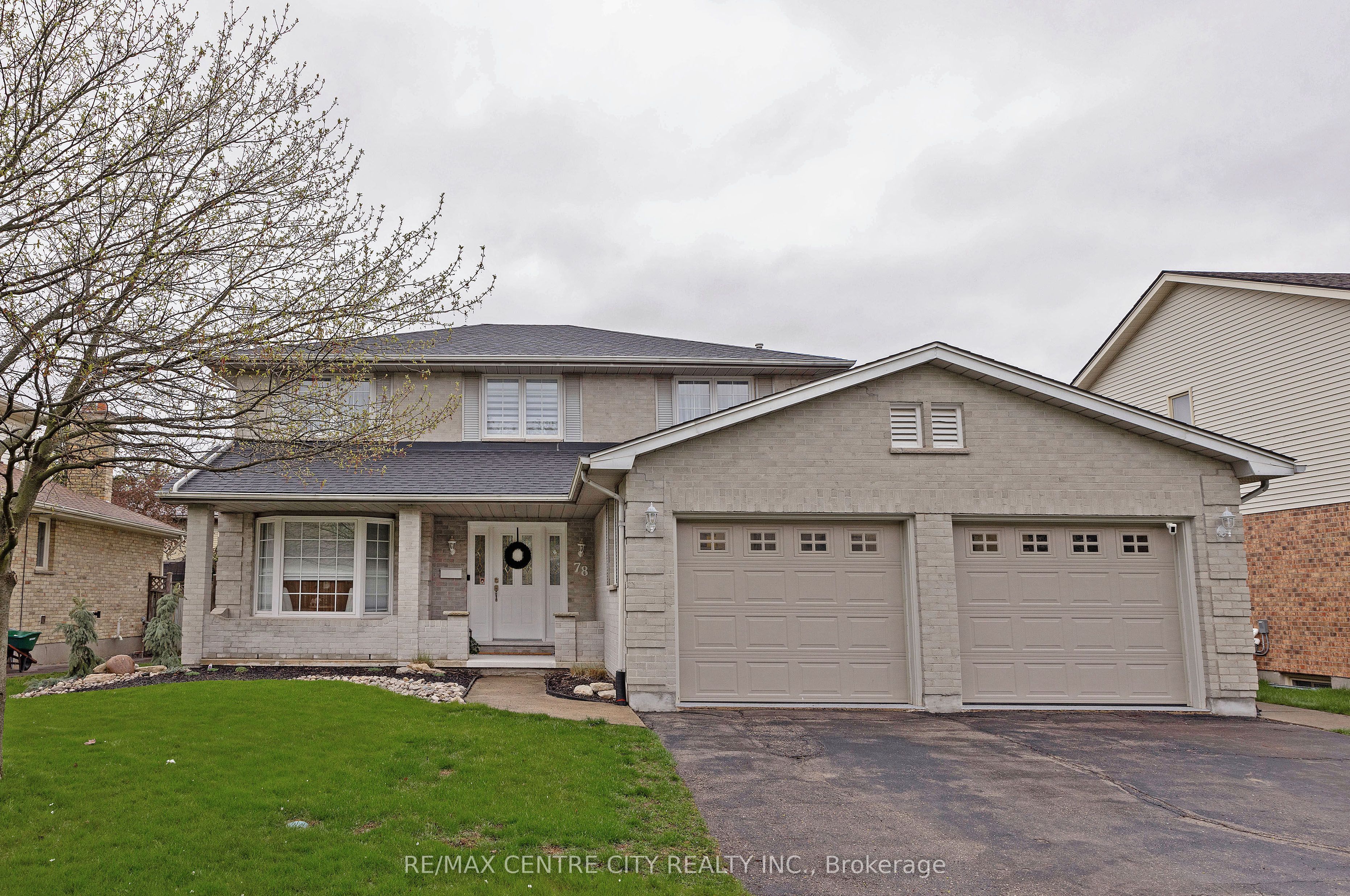 78 Summerdale Place Property Photo 1