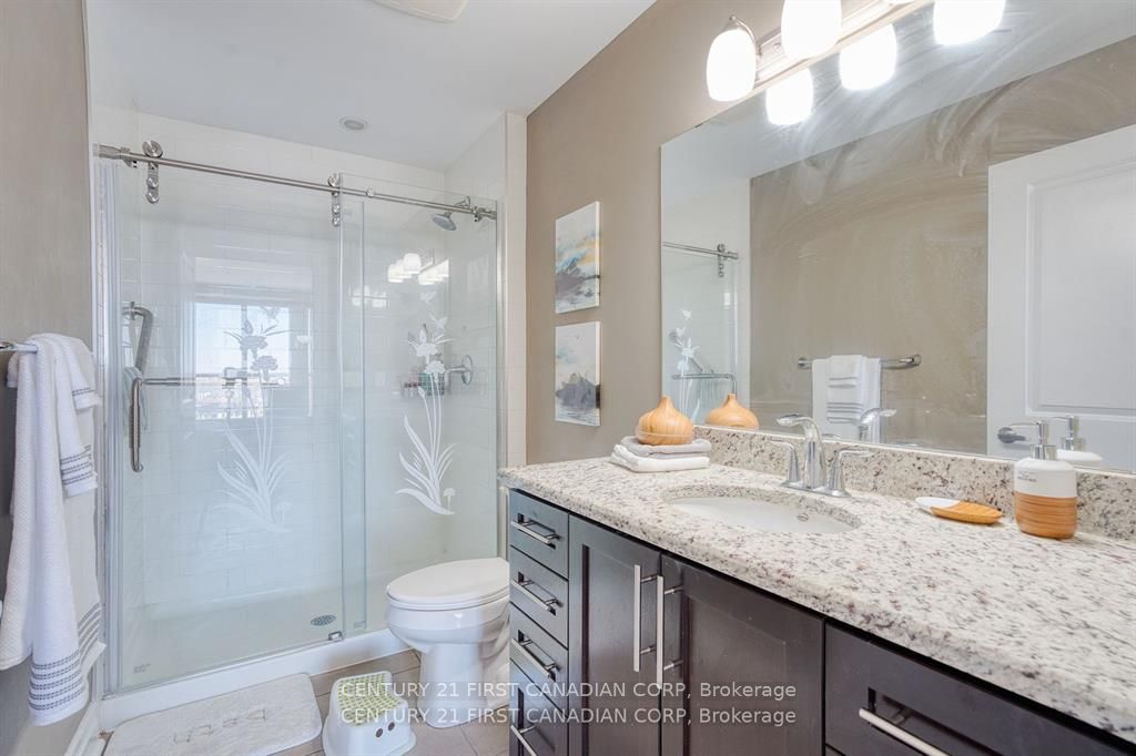 240 Villagewalk Boulevard 812 Property Photo 27