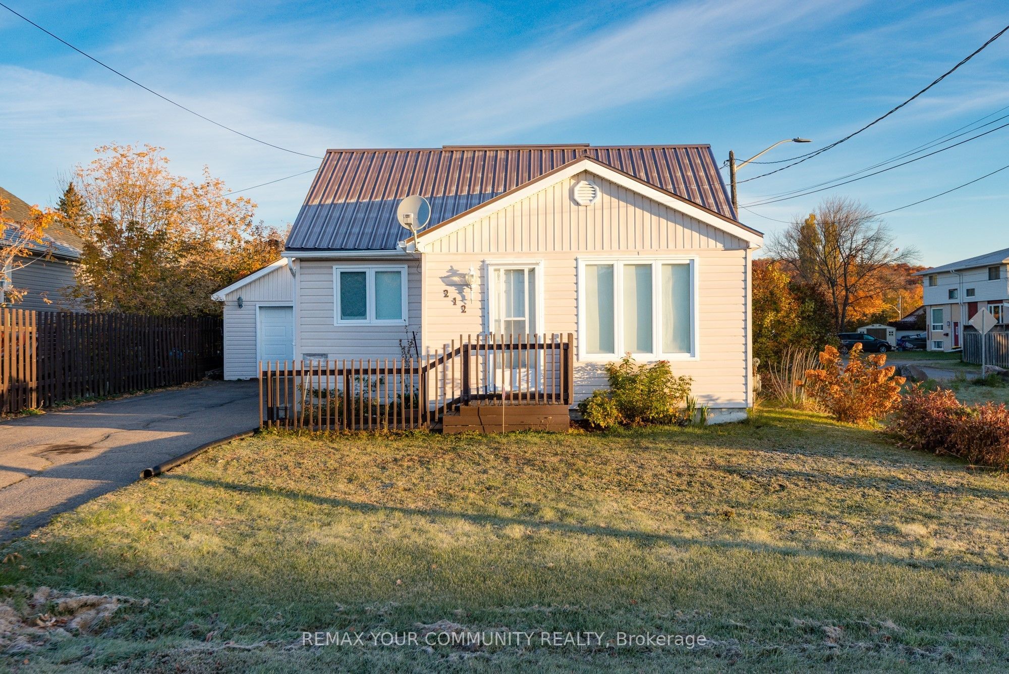 212 Duncan Avenue Property Photo 1