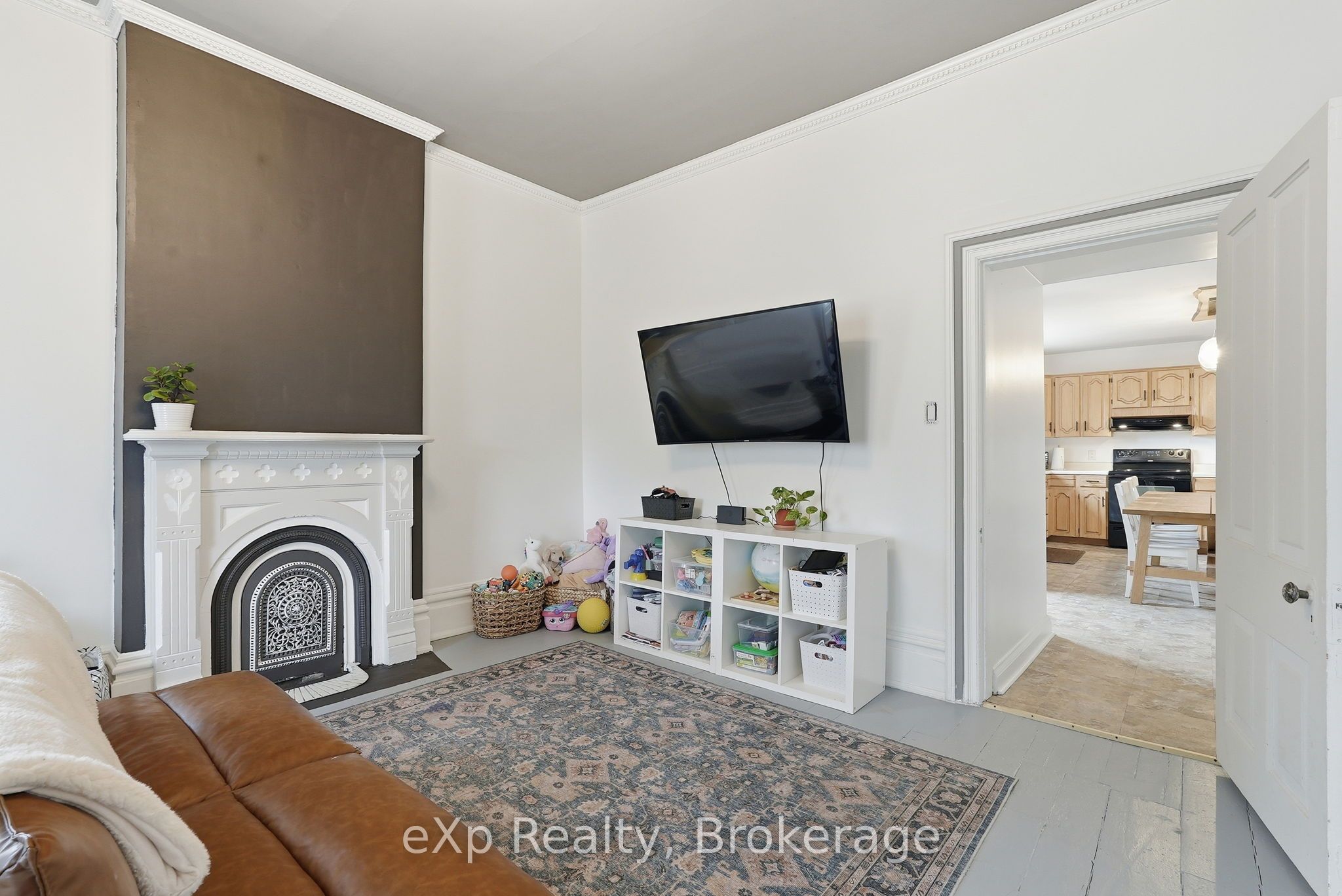 415 Gibson Street Property Photo 9