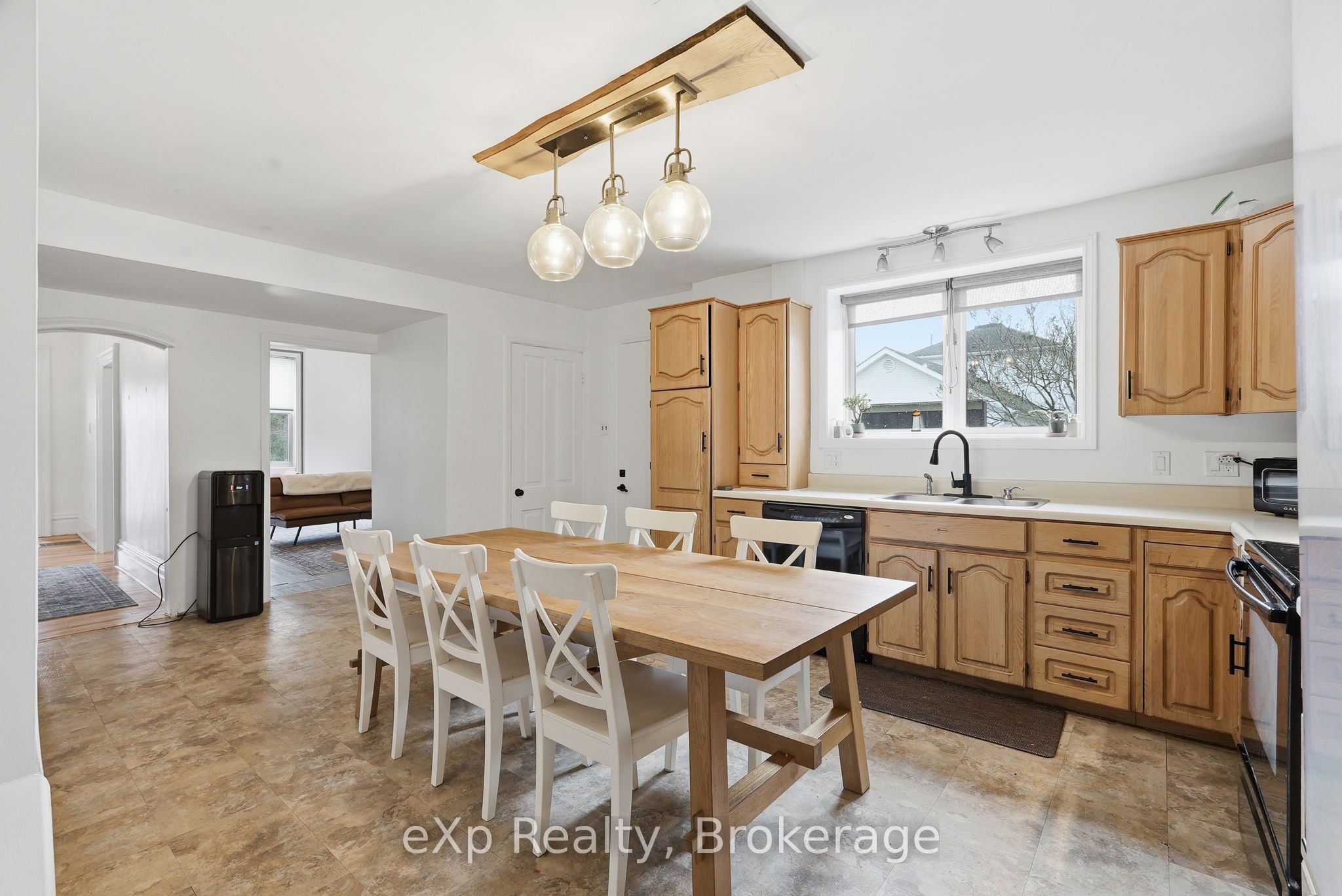 415 Gibson Street Property Photo 16