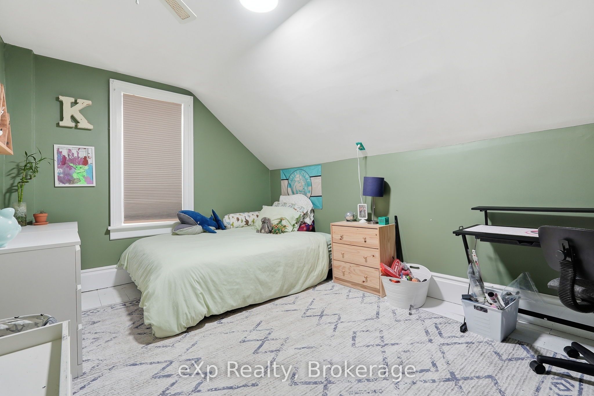 415 Gibson Street Property Photo 22