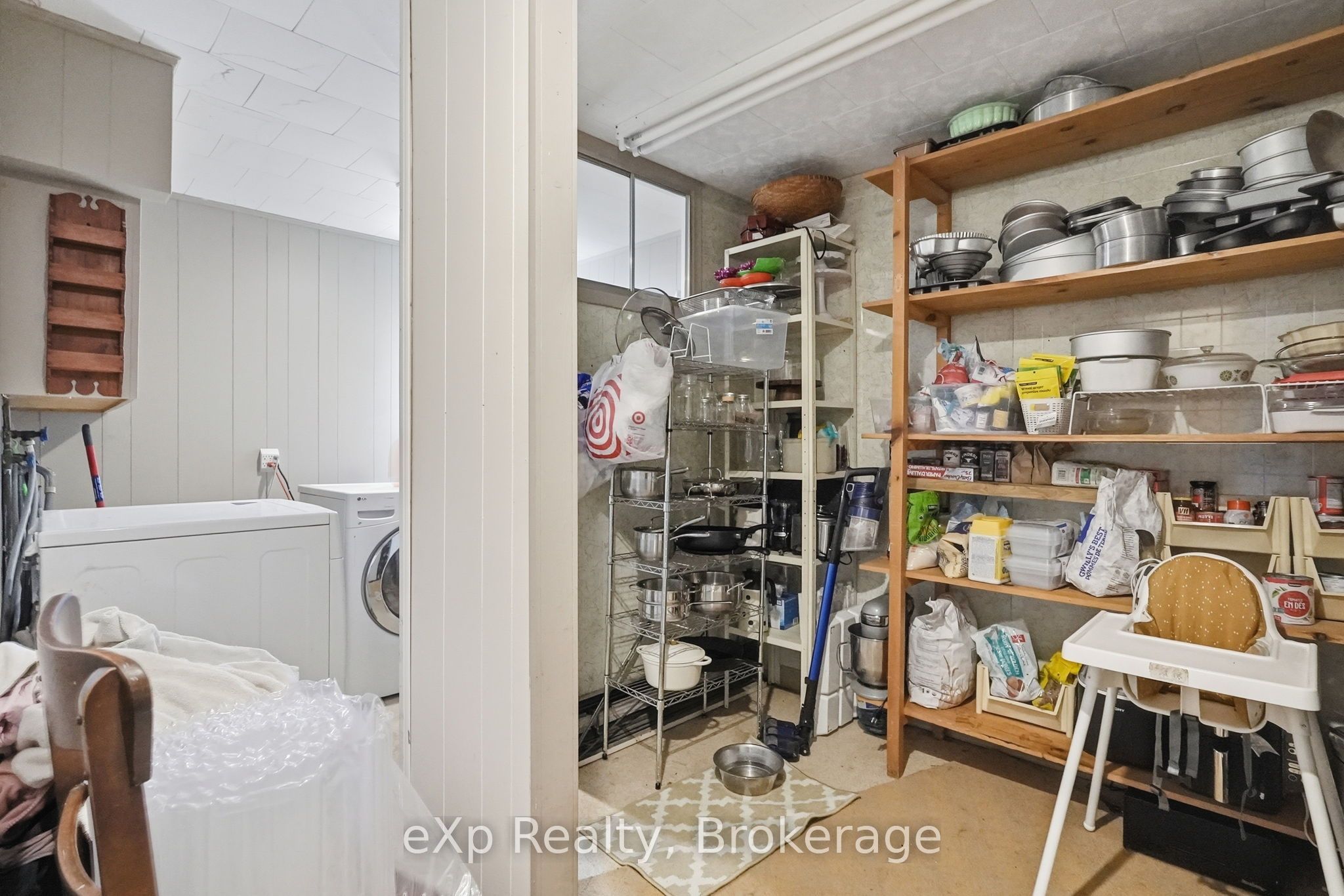 415 Gibson Street Property Photo 27