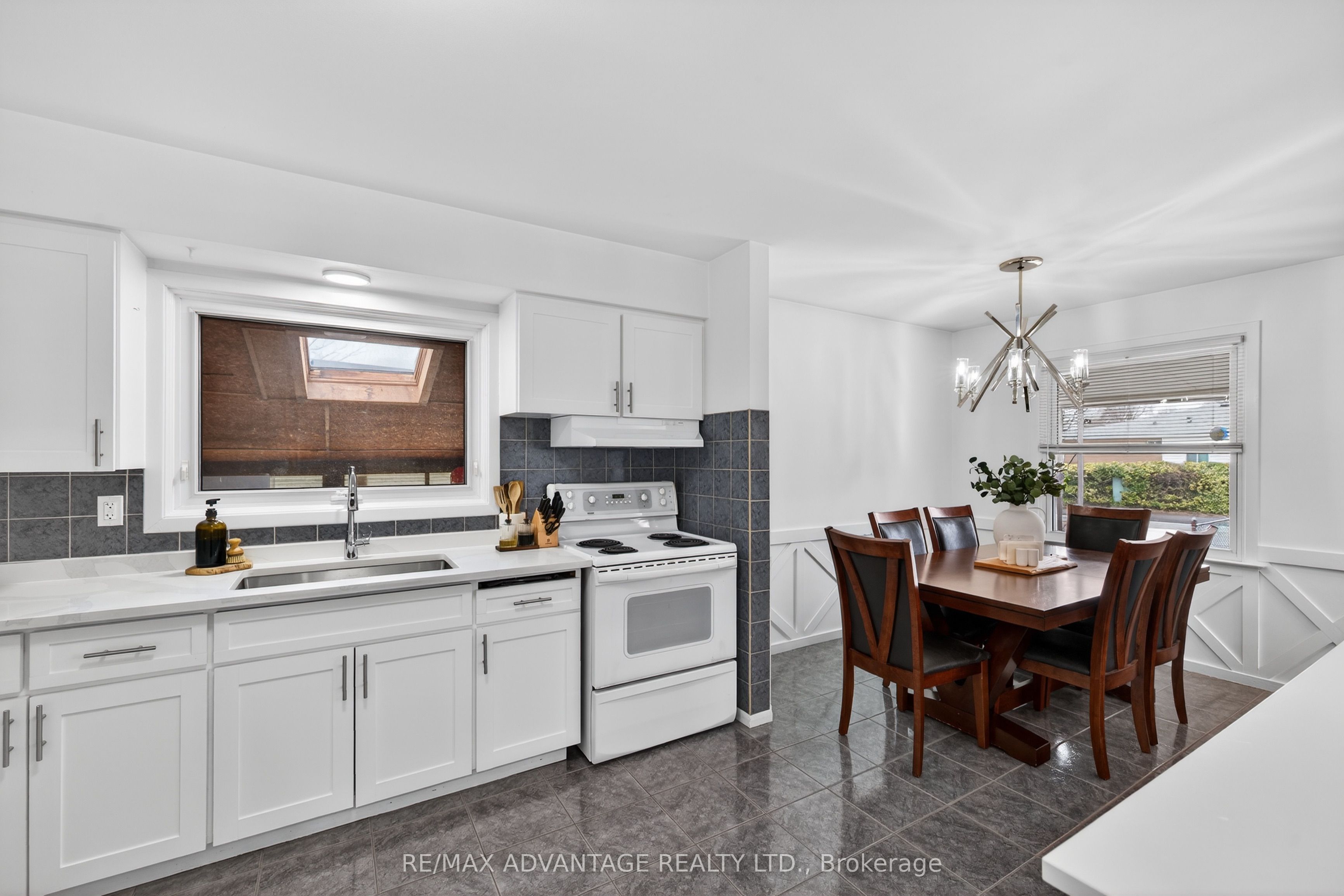 60 Wexford Avenue Property Photo 14