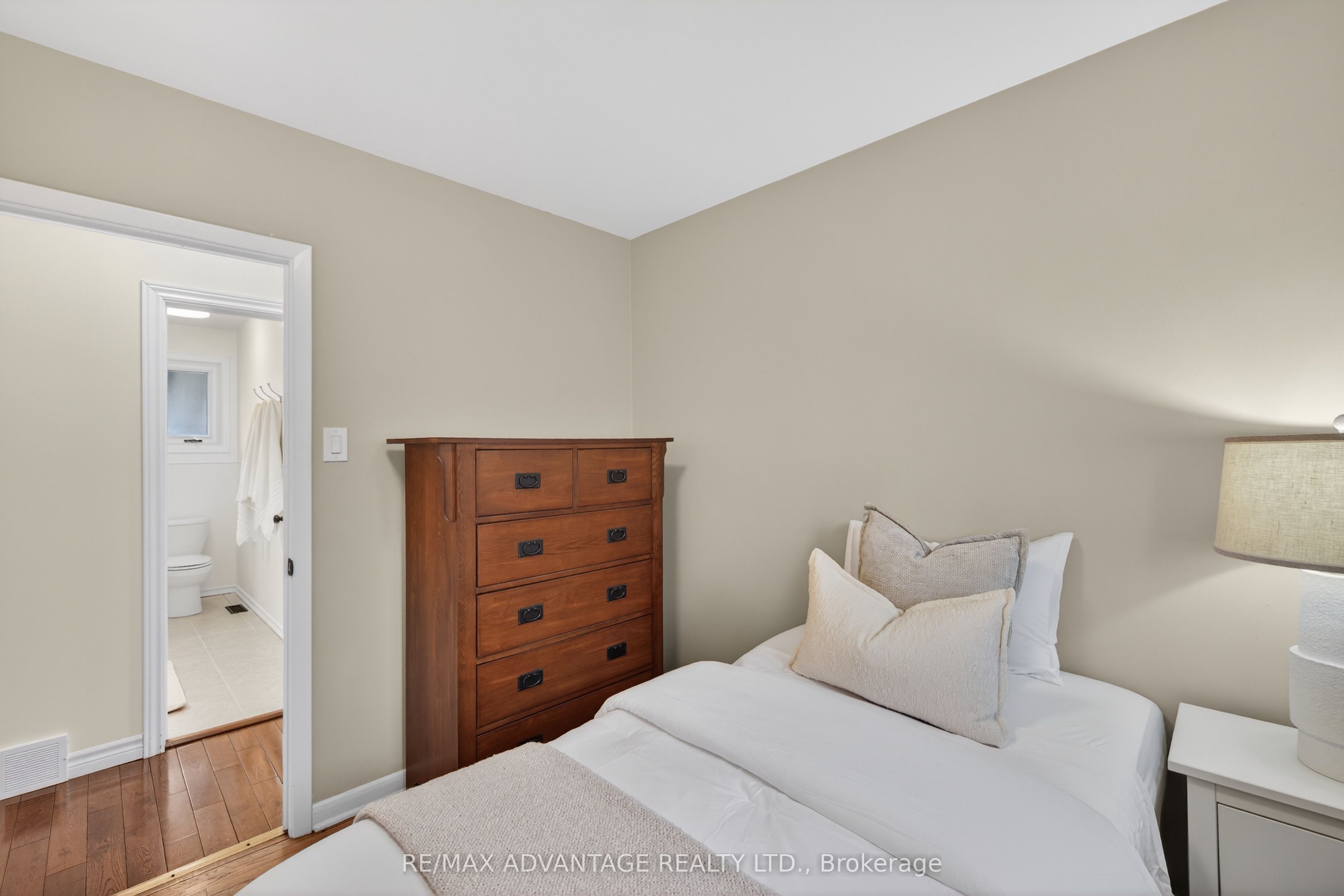60 Wexford Avenue Property Photo 21