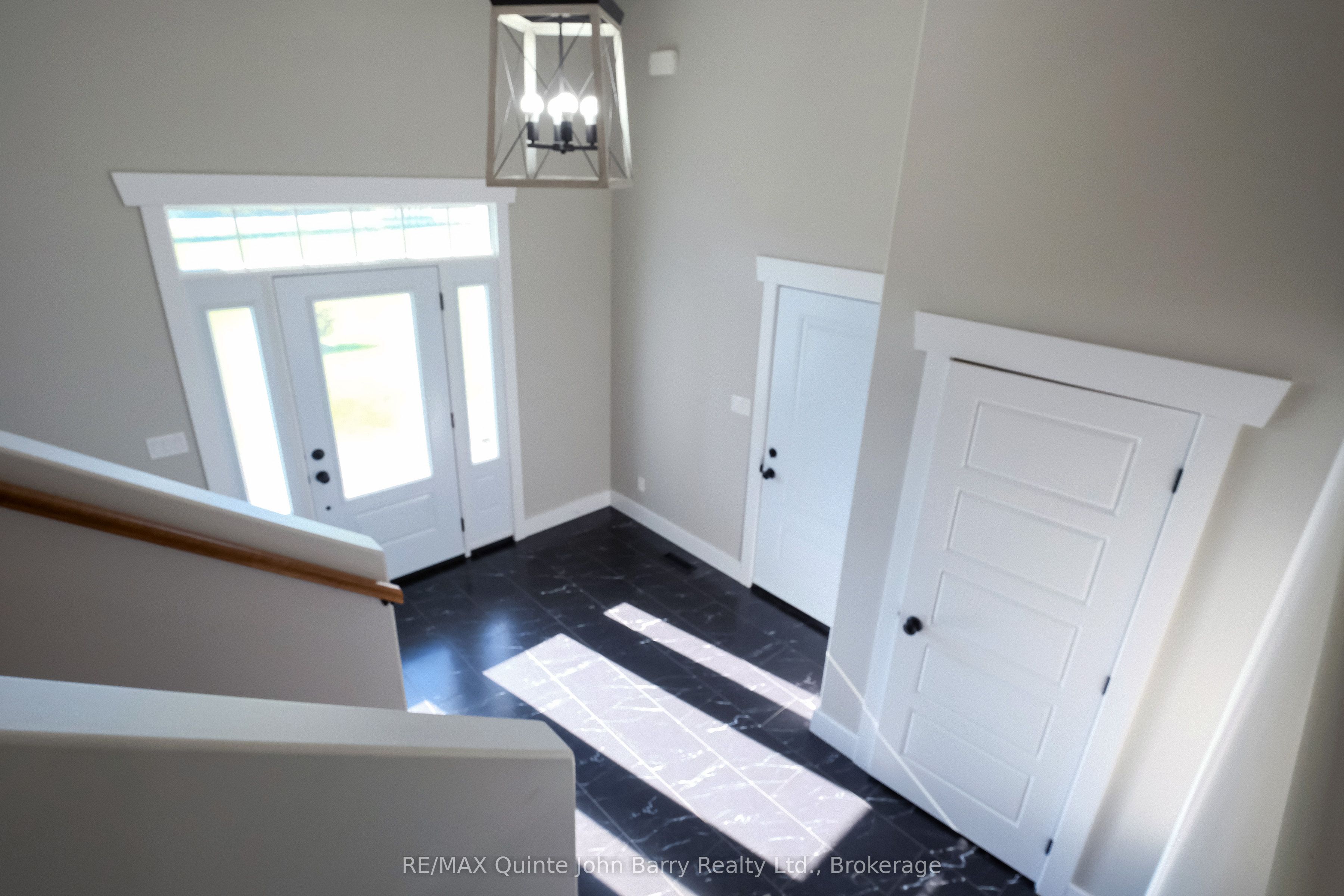 625 Huff Road Property Photo 6