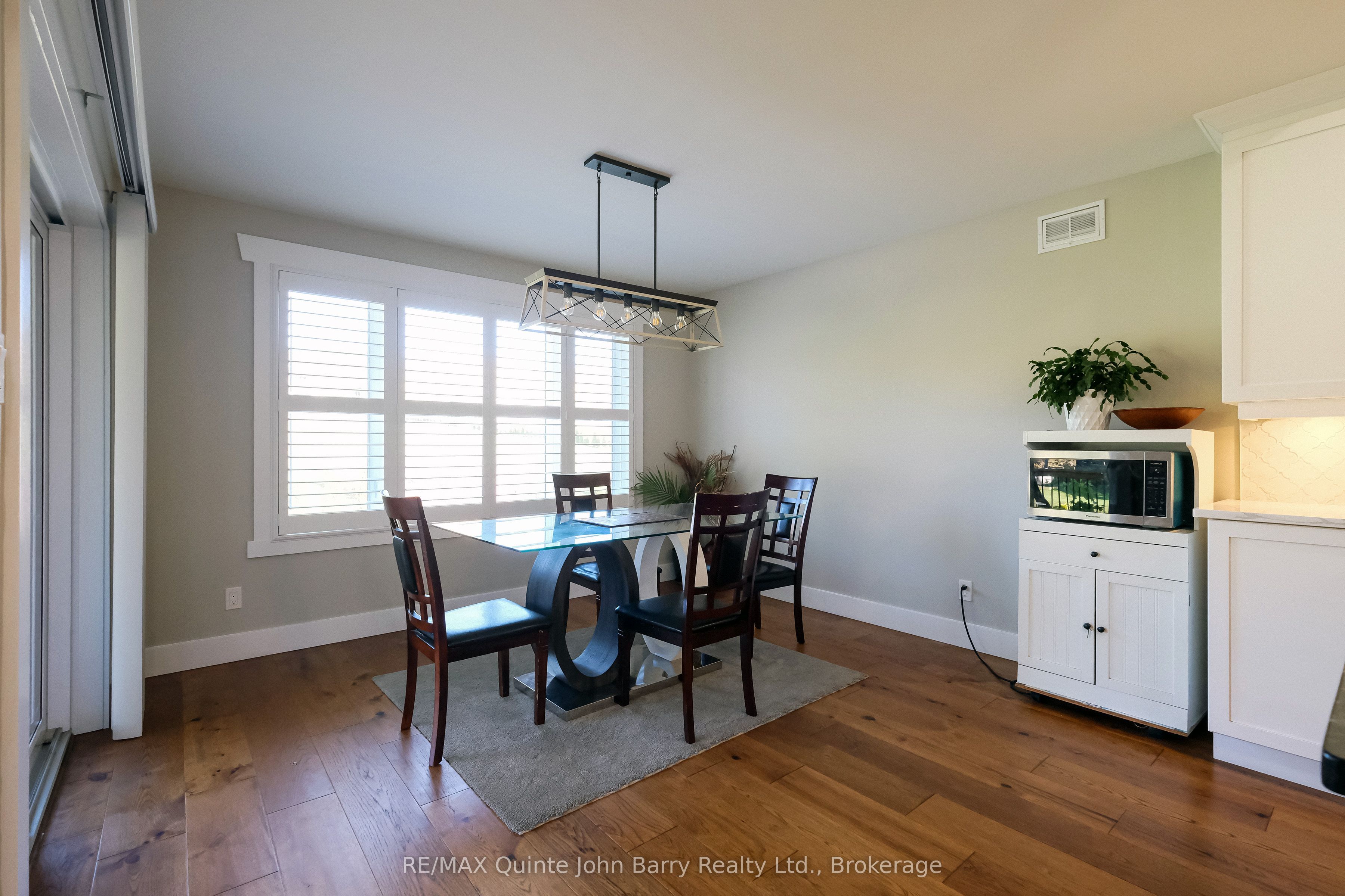 625 Huff Road Property Photo 14