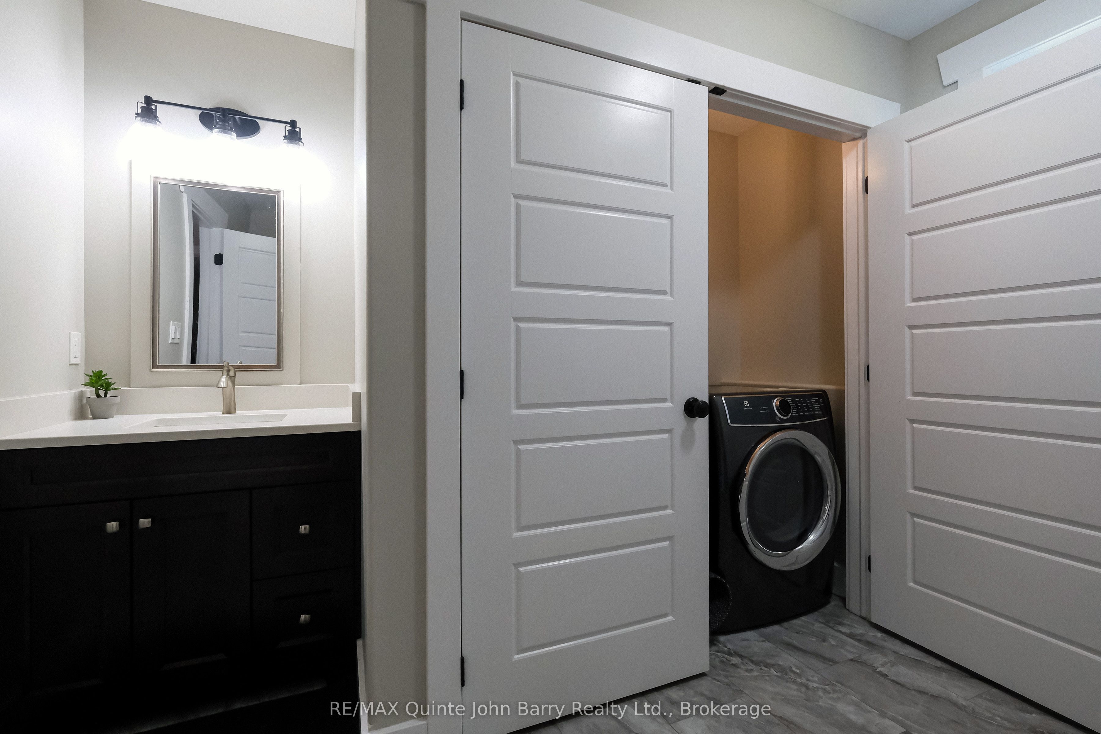 625 Huff Road Property Photo 35
