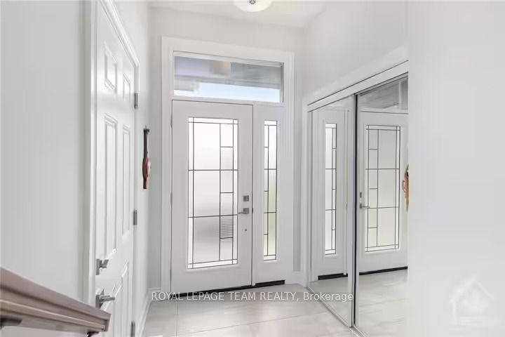 196 Argile Street Property Photo 2