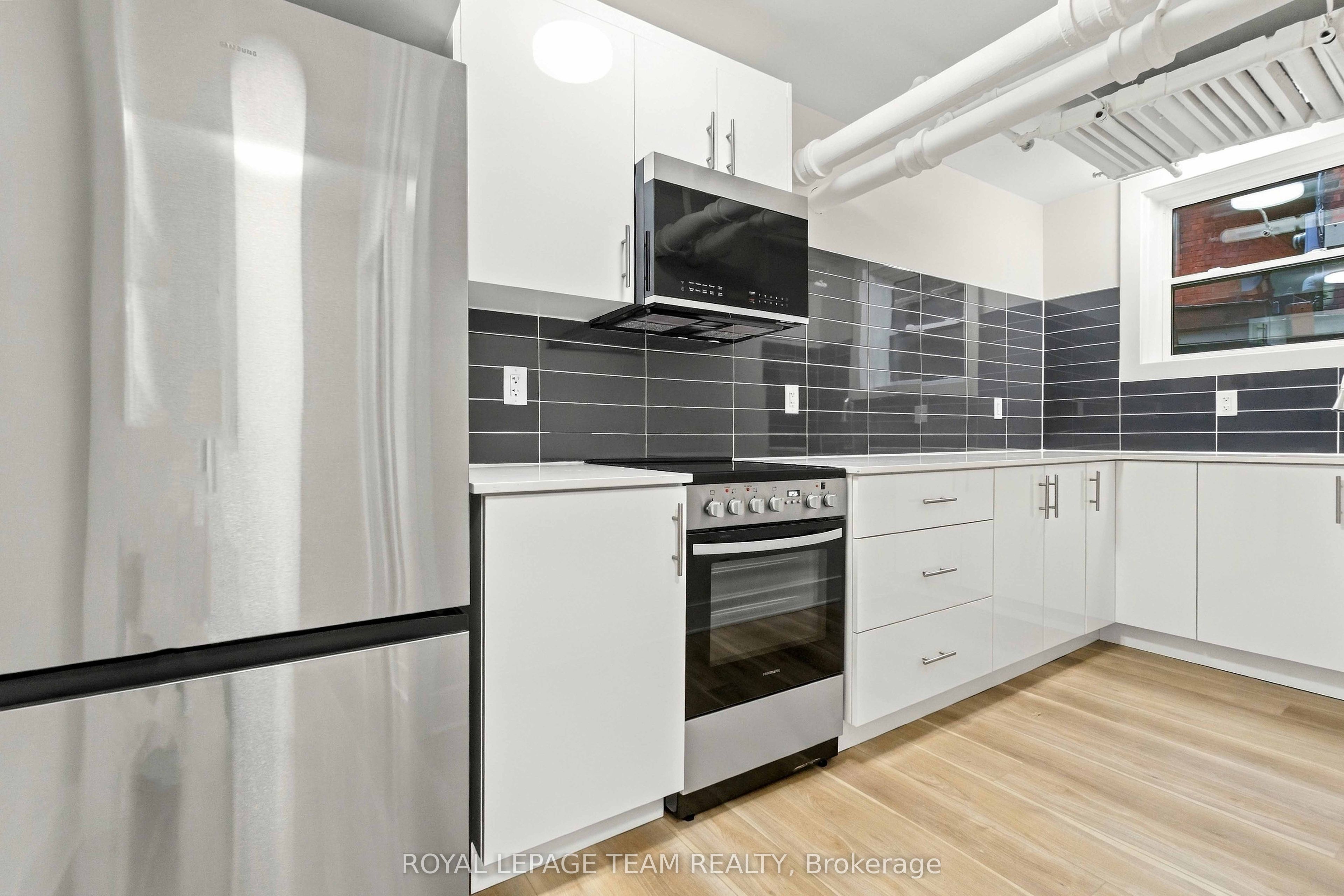 325 Cooper Street 14 Property Photo 6