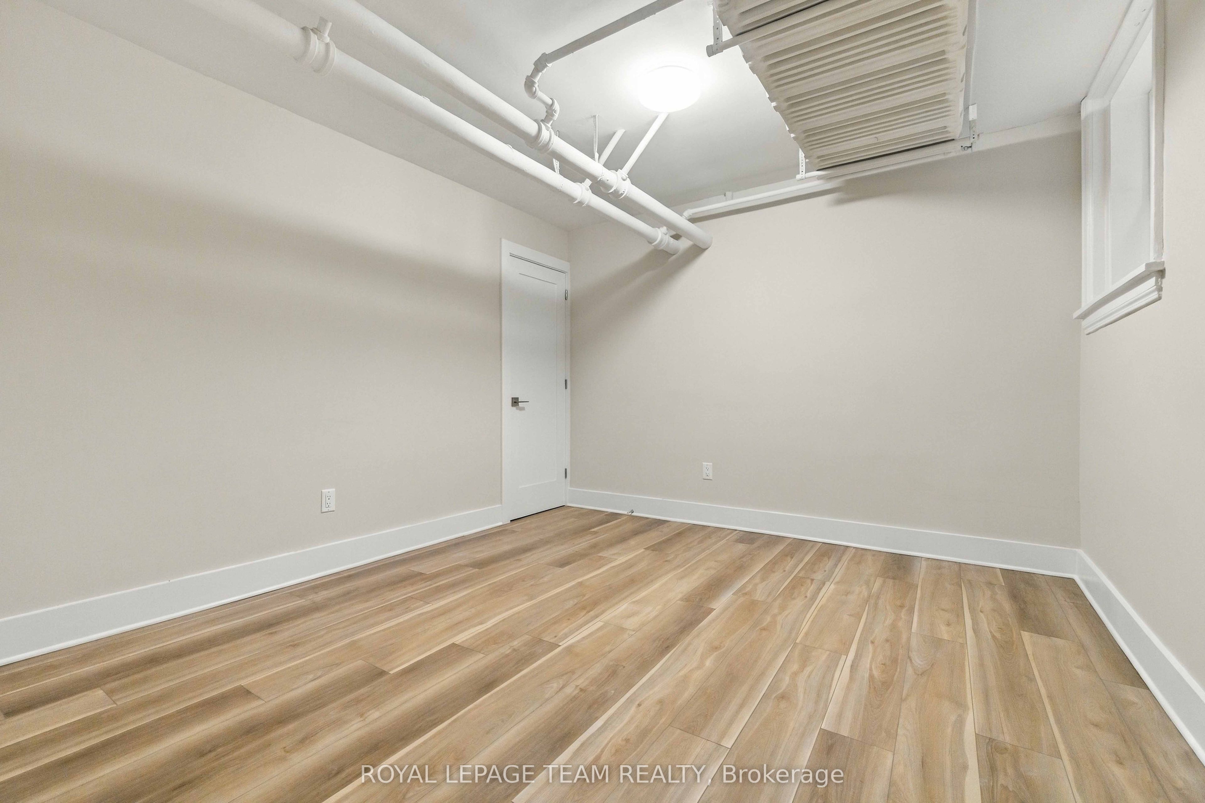 325 Cooper Street 14 Property Photo 13