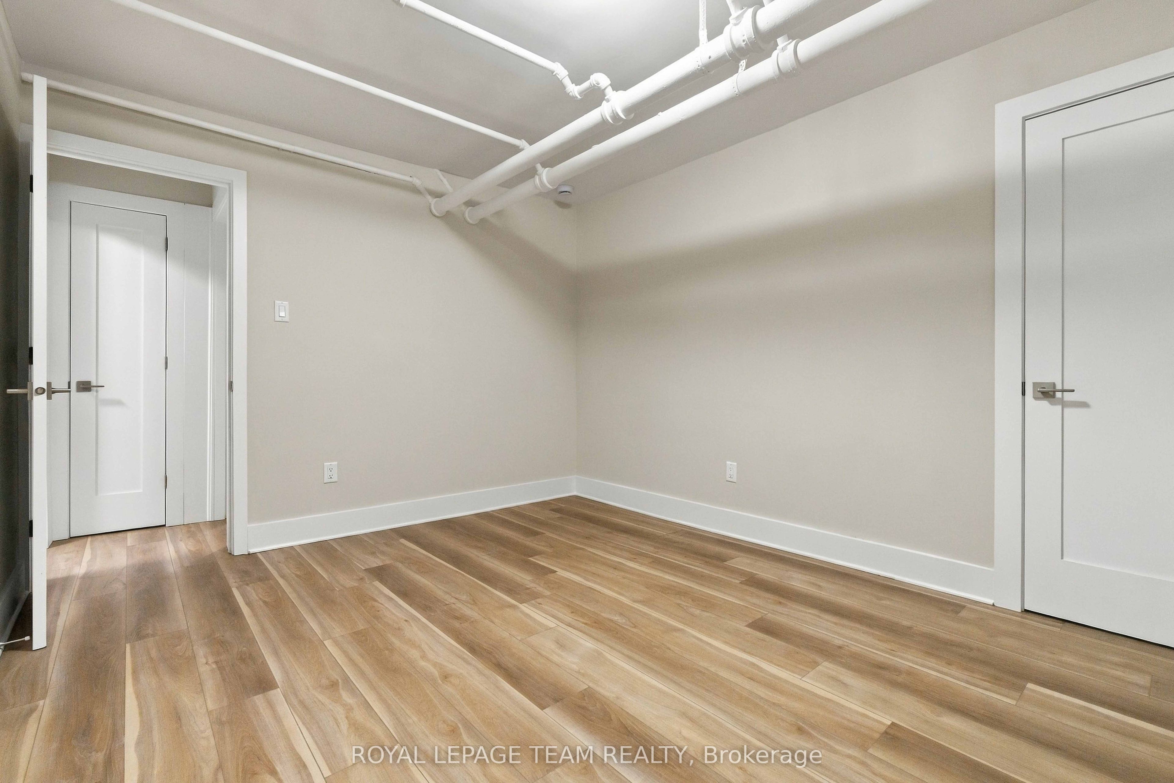 325 Cooper Street 14 Property Photo 14