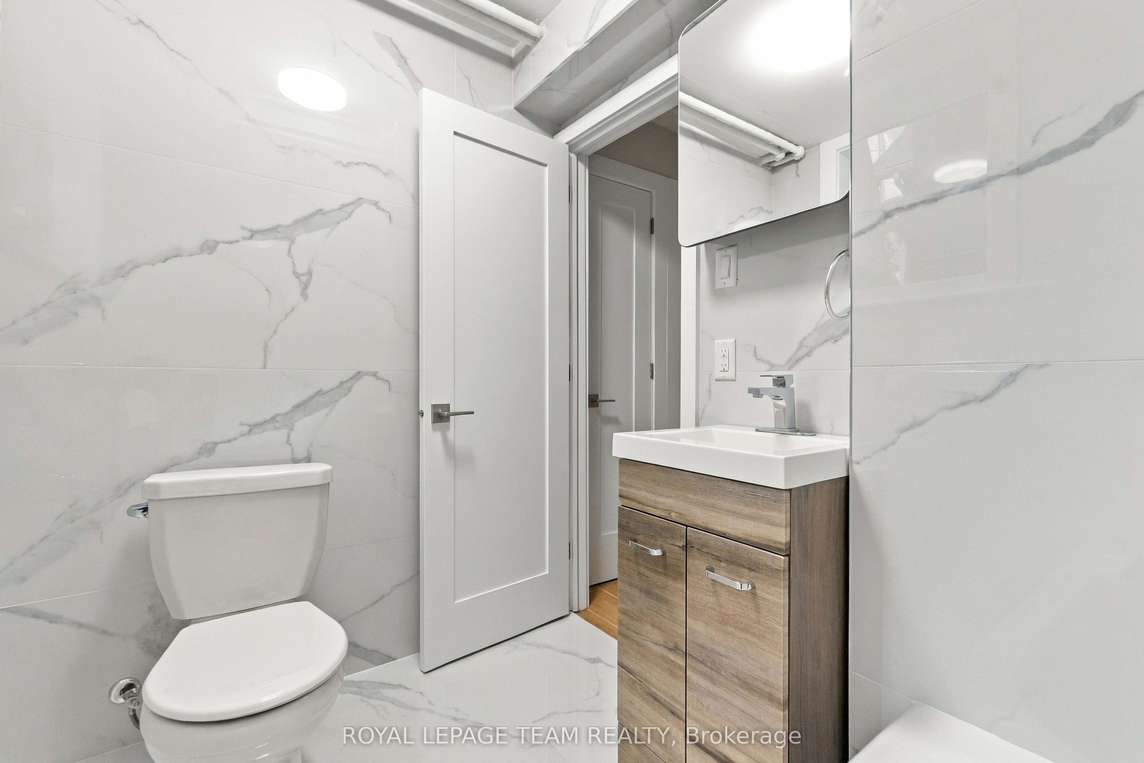 325 Cooper Street 14 Property Photo 17