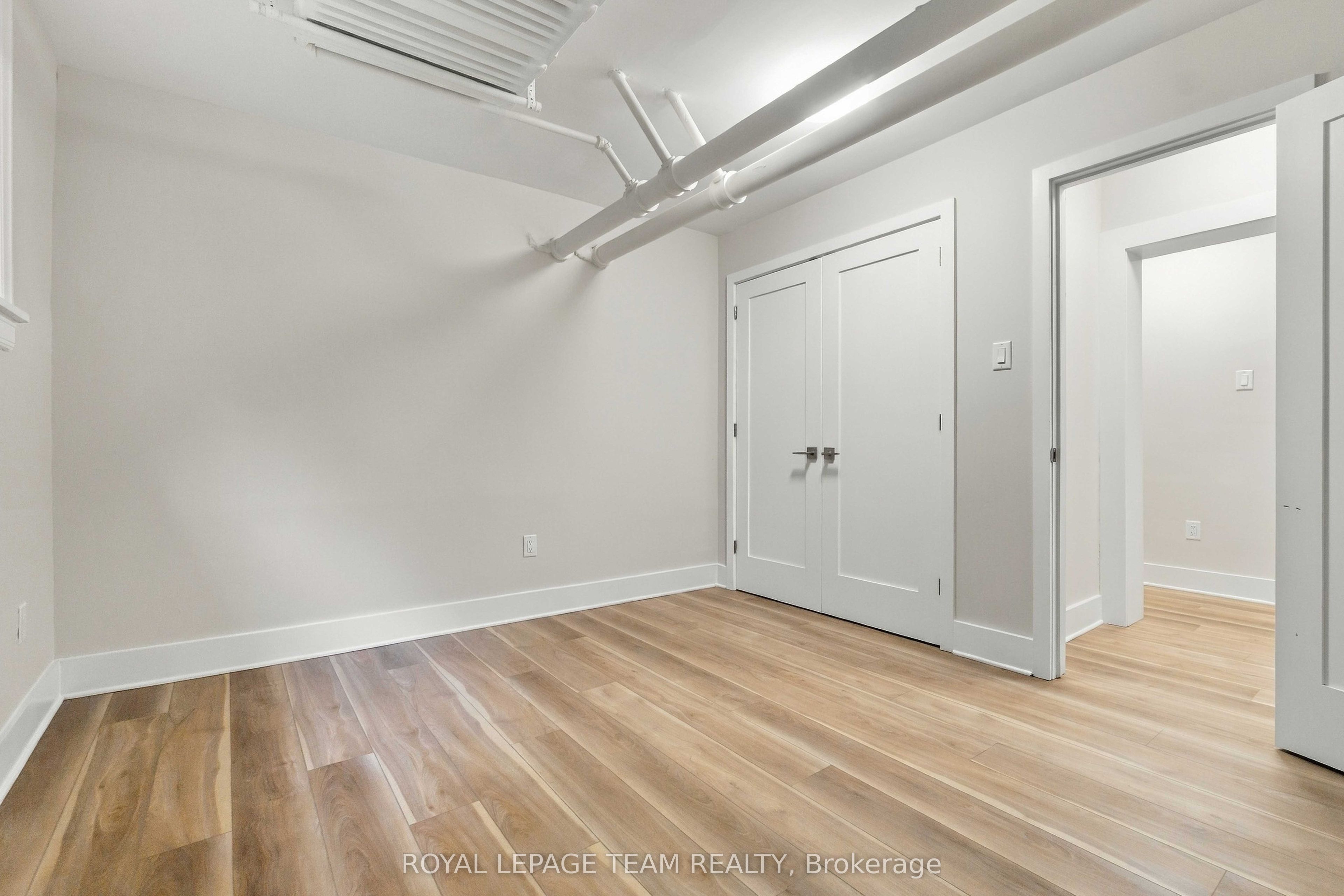 325 Cooper Street 14 Property Photo 20