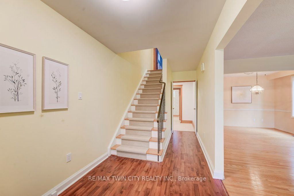 165 Mcgarry Drive Property Photo 5
