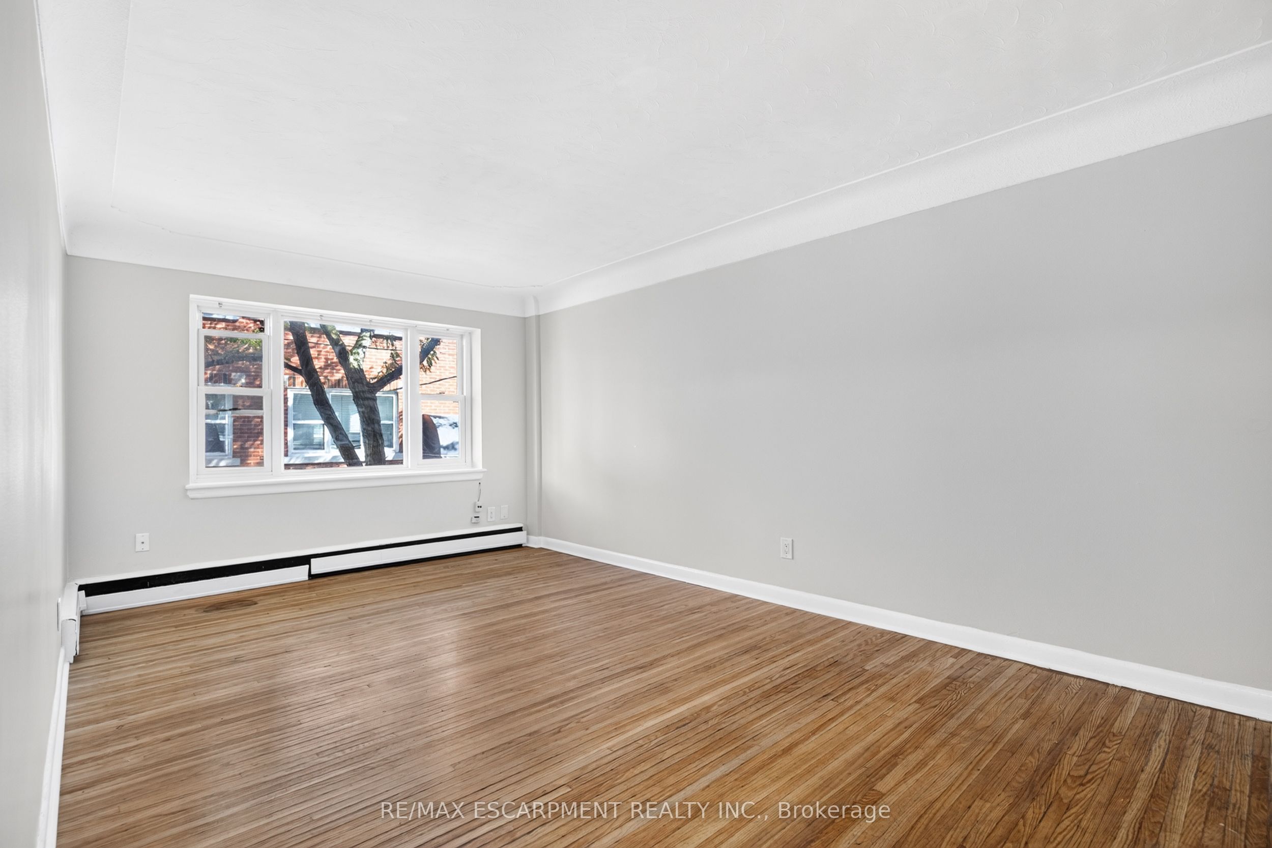 3 Applewood Avenue 3 Property Photo 6