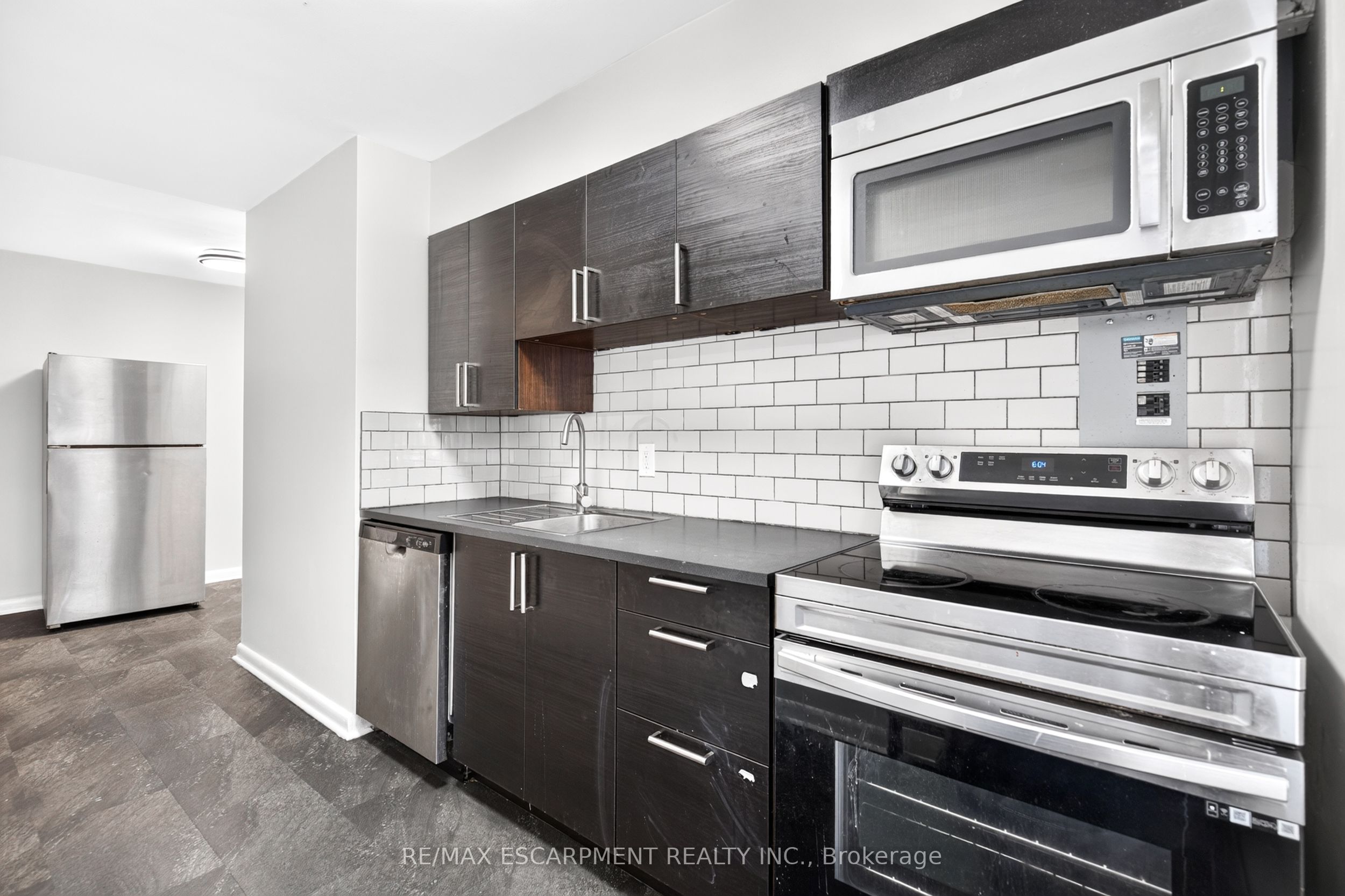 3 Applewood Avenue 3 Property Photo 10