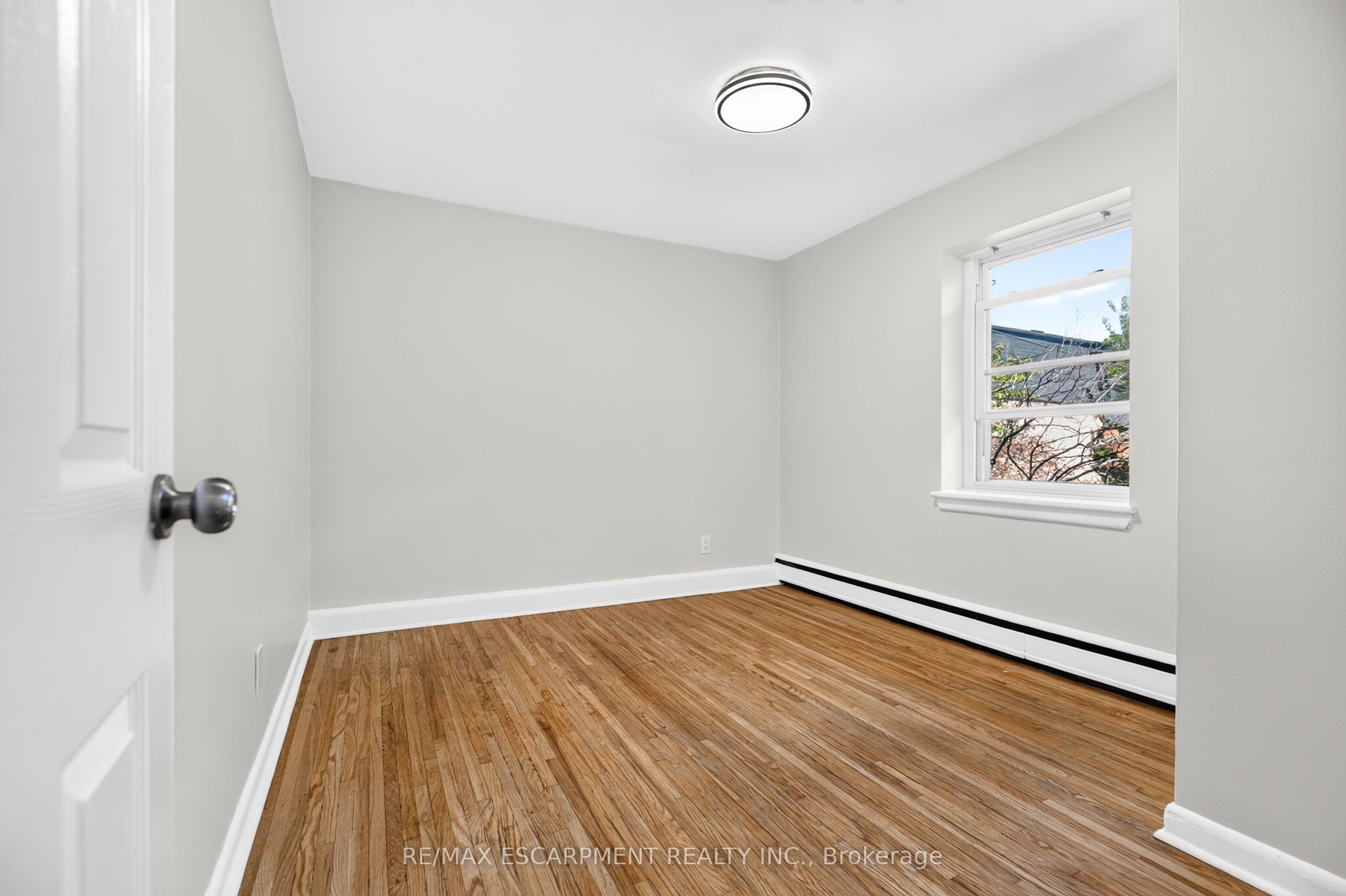 3 Applewood Avenue 3 Property Photo 19