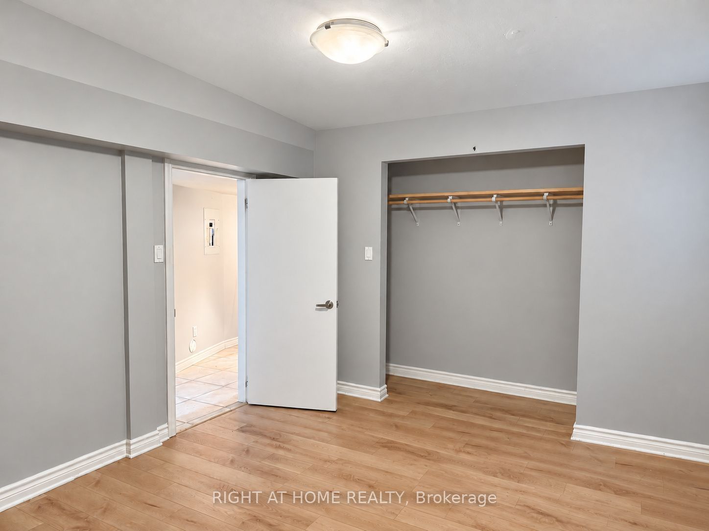 19 Evergreen Avenue Property Photo 8