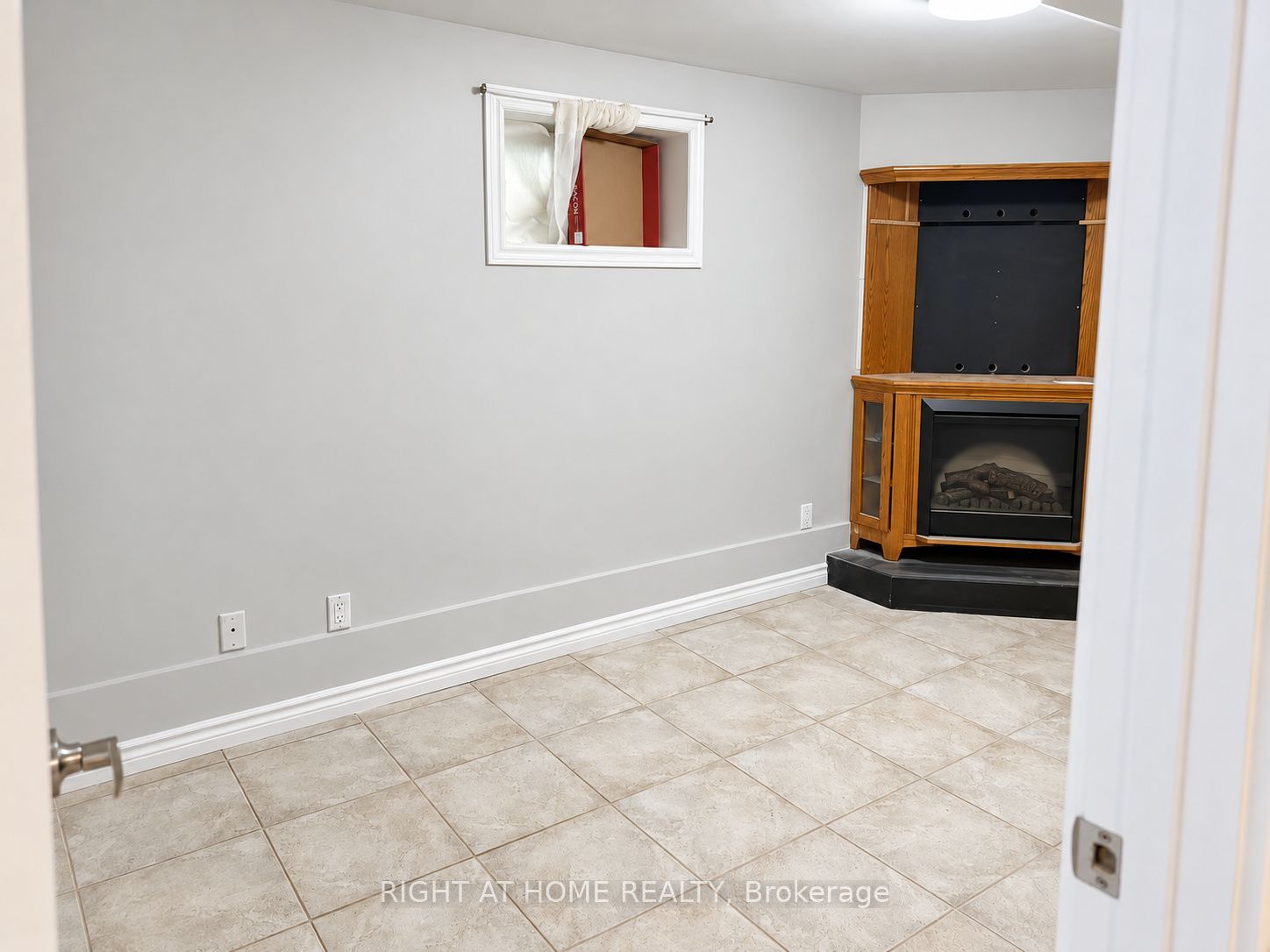 19 Evergreen Avenue Property Photo 9
