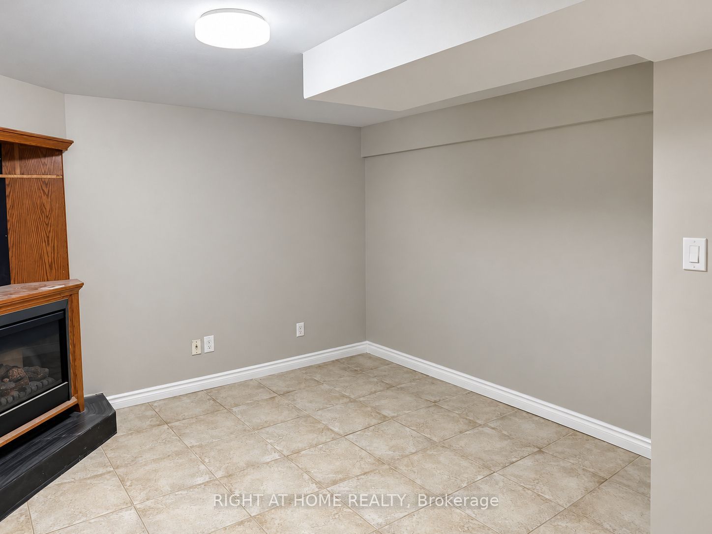 19 Evergreen Avenue Property Photo 10