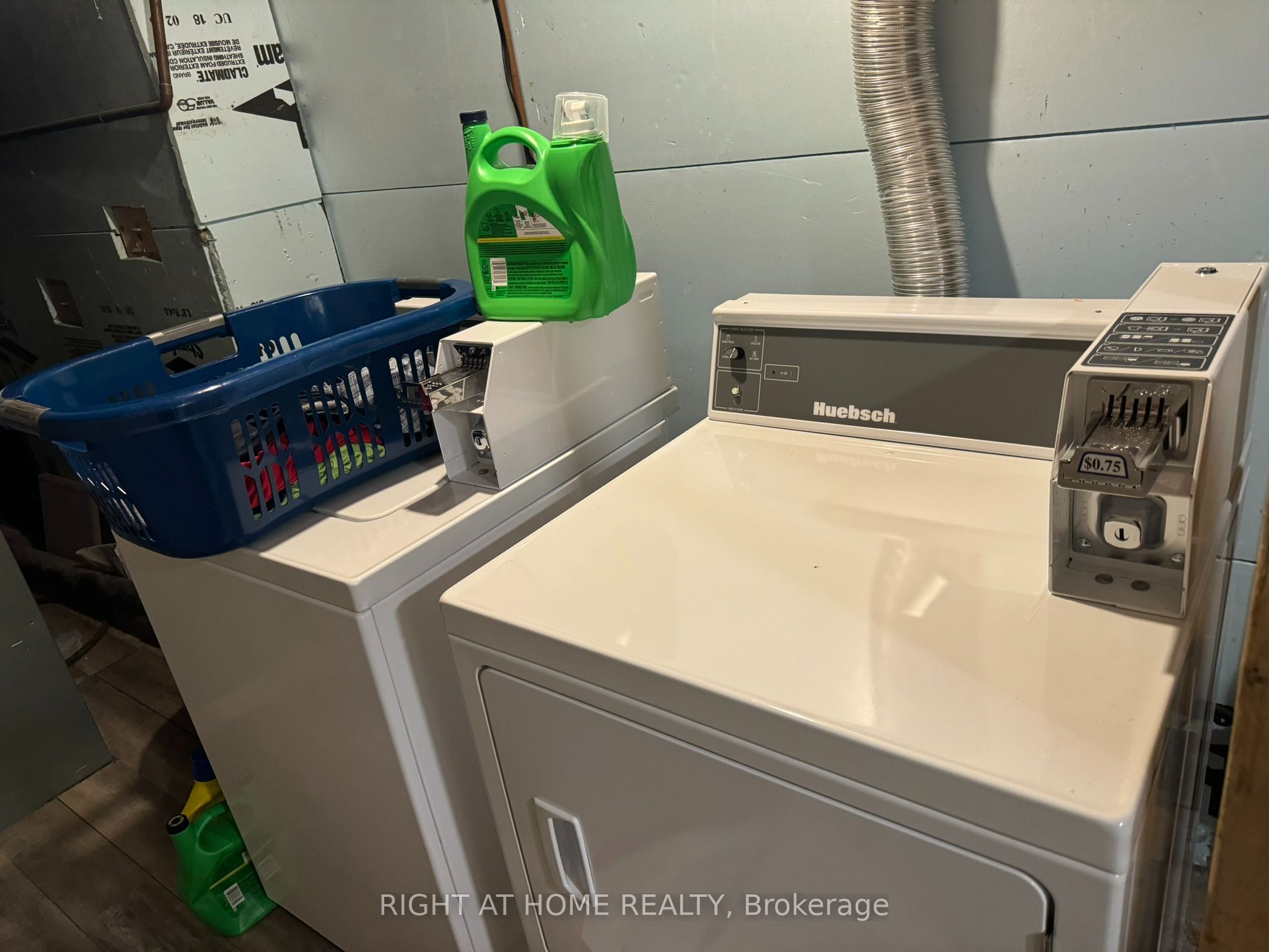 19 Evergreen Avenue Property Photo 13