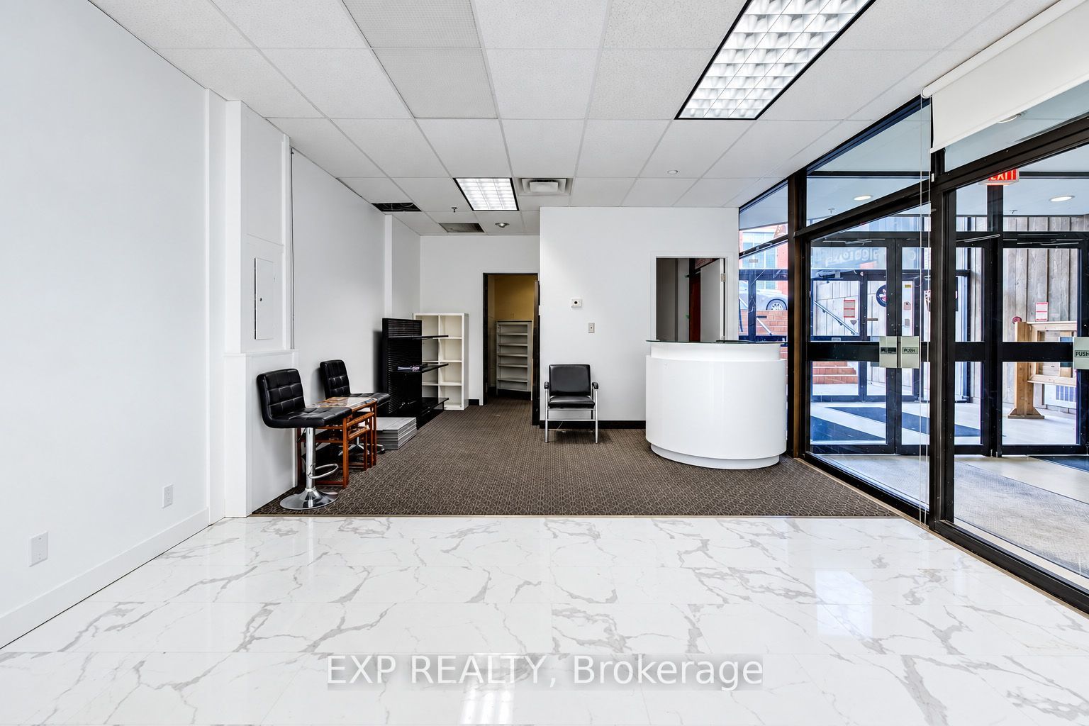 30 Duke Street W 103 Property Photo 7