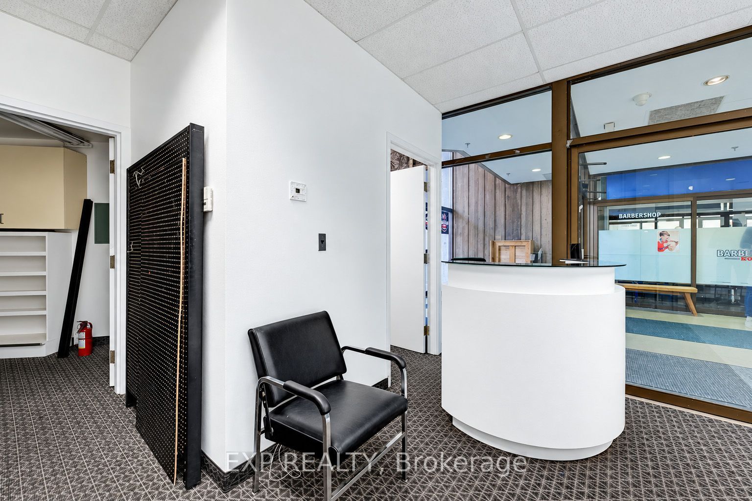 30 Duke Street W 103 Property Photo 14