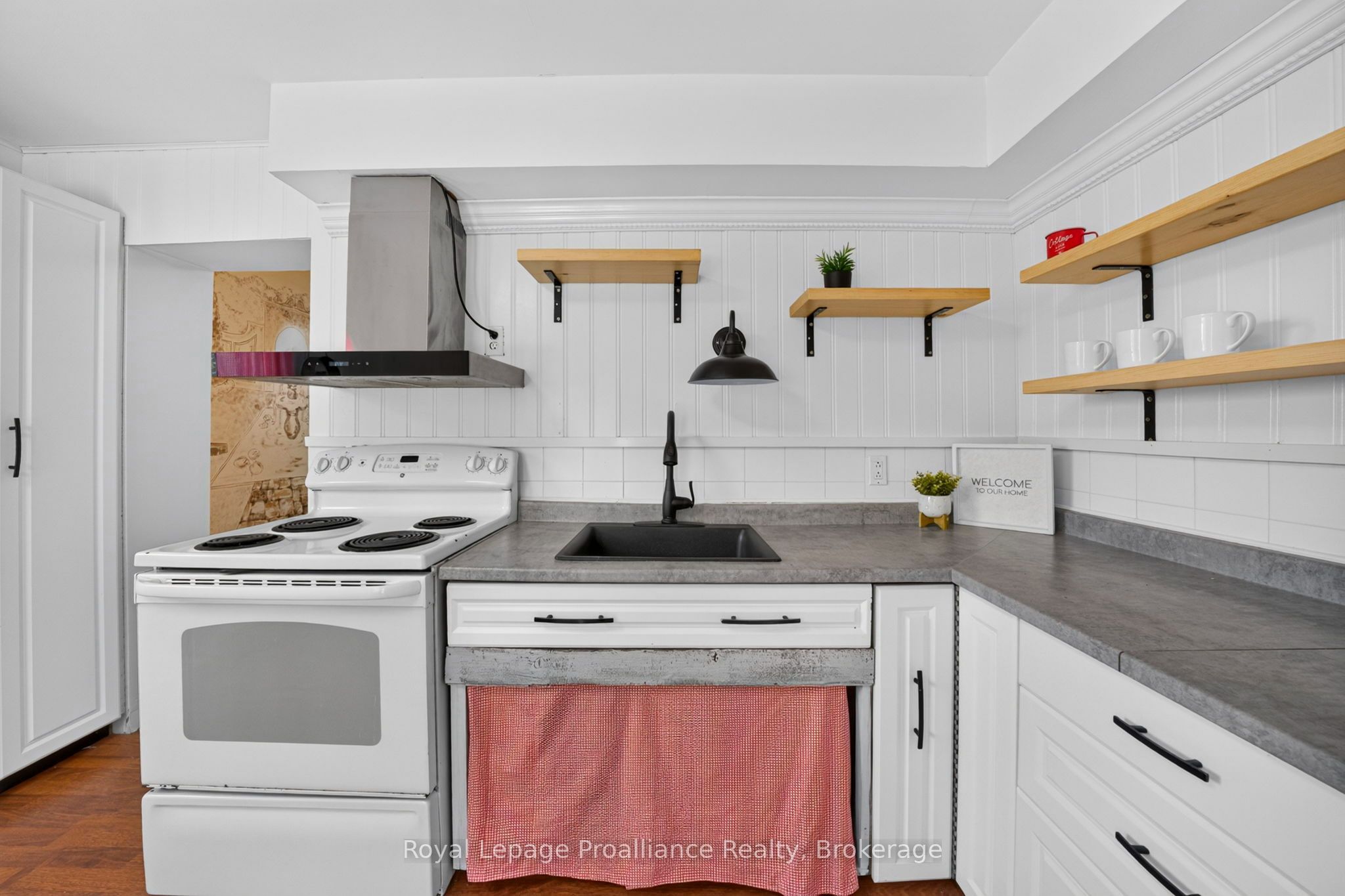 346 Gore Road Property Photo 13
