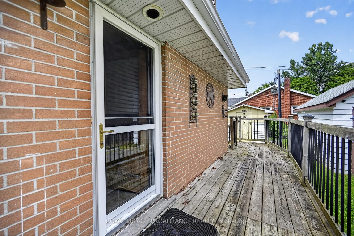 402 Linda Street Property Photo 16