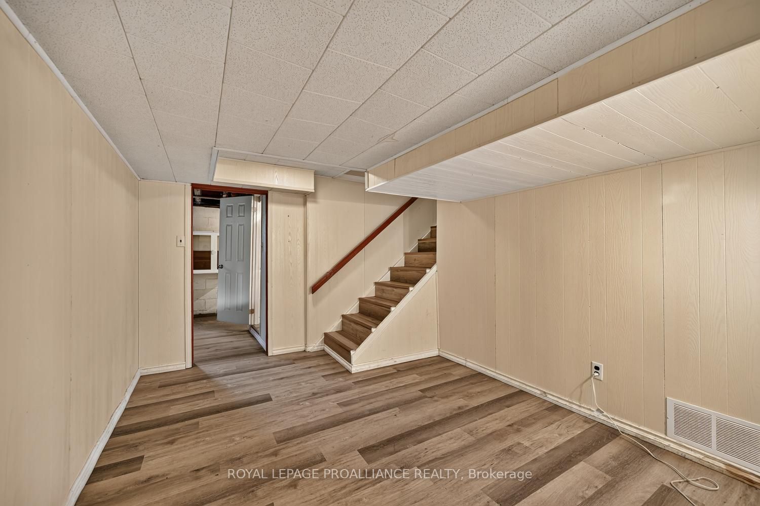 402 Linda Street Property Photo 21