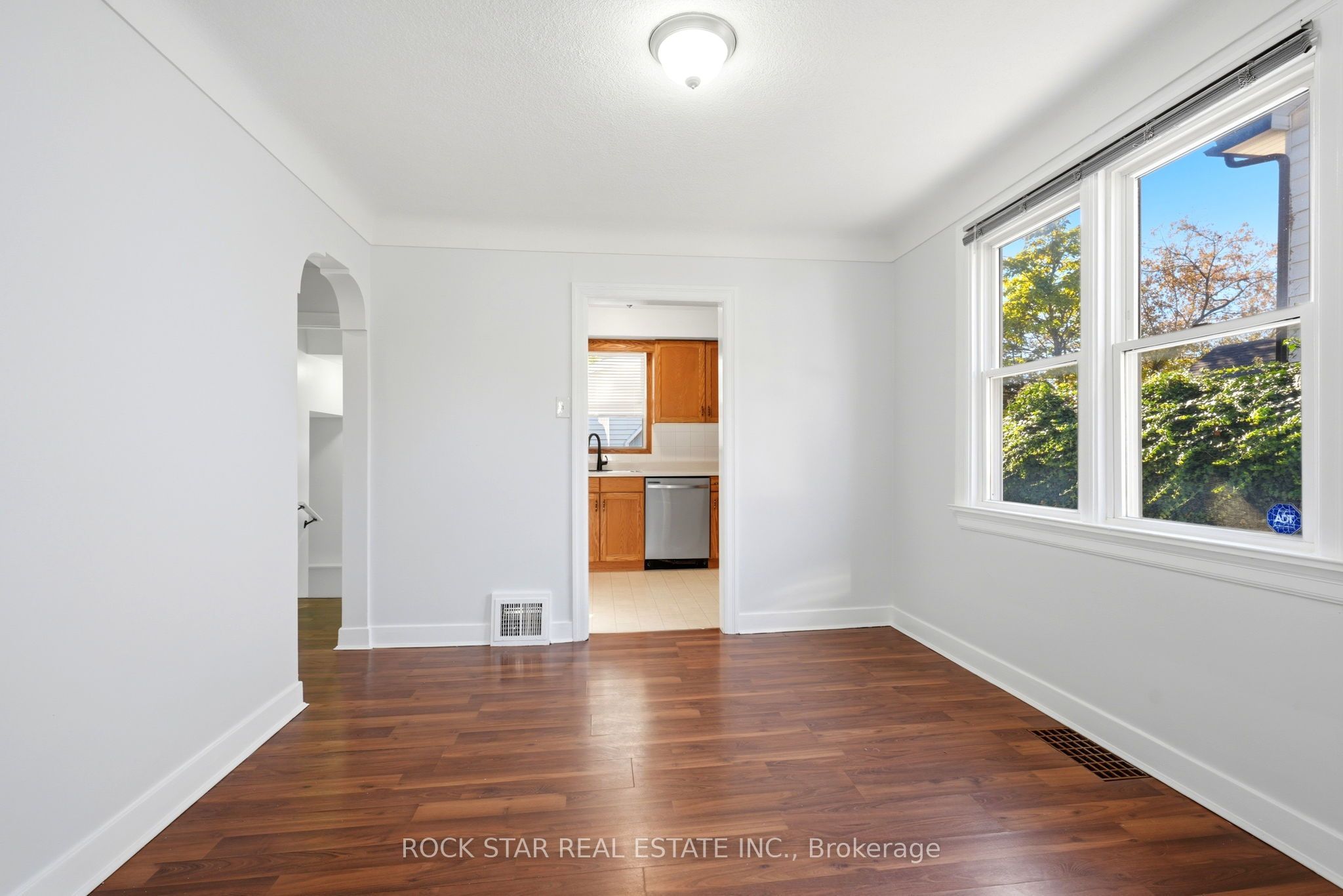 28 Grove Street Property Photo 10
