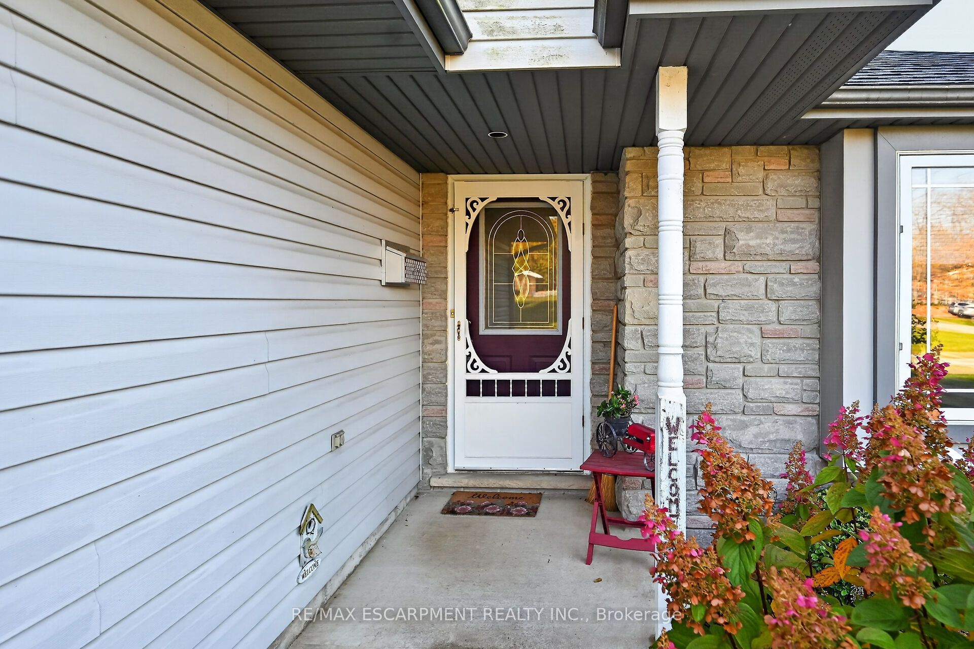 11 Barton Street Property Photo 4
