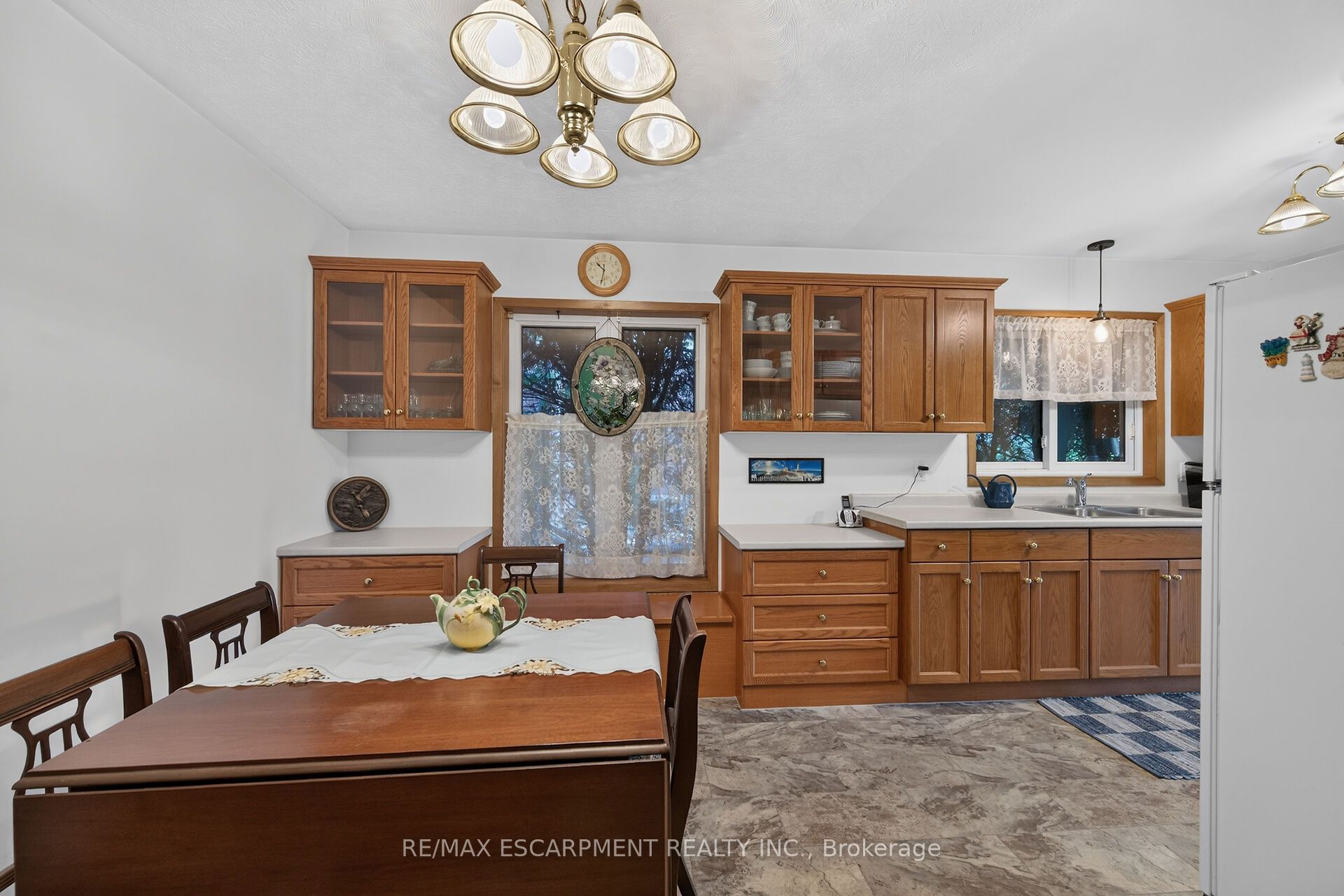 11 Barton Street Property Photo 6
