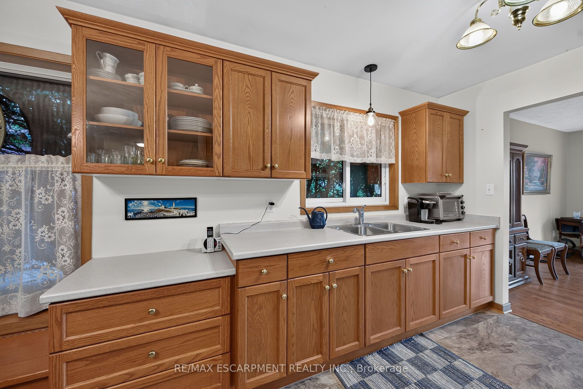 11 Barton Street Property Photo 9