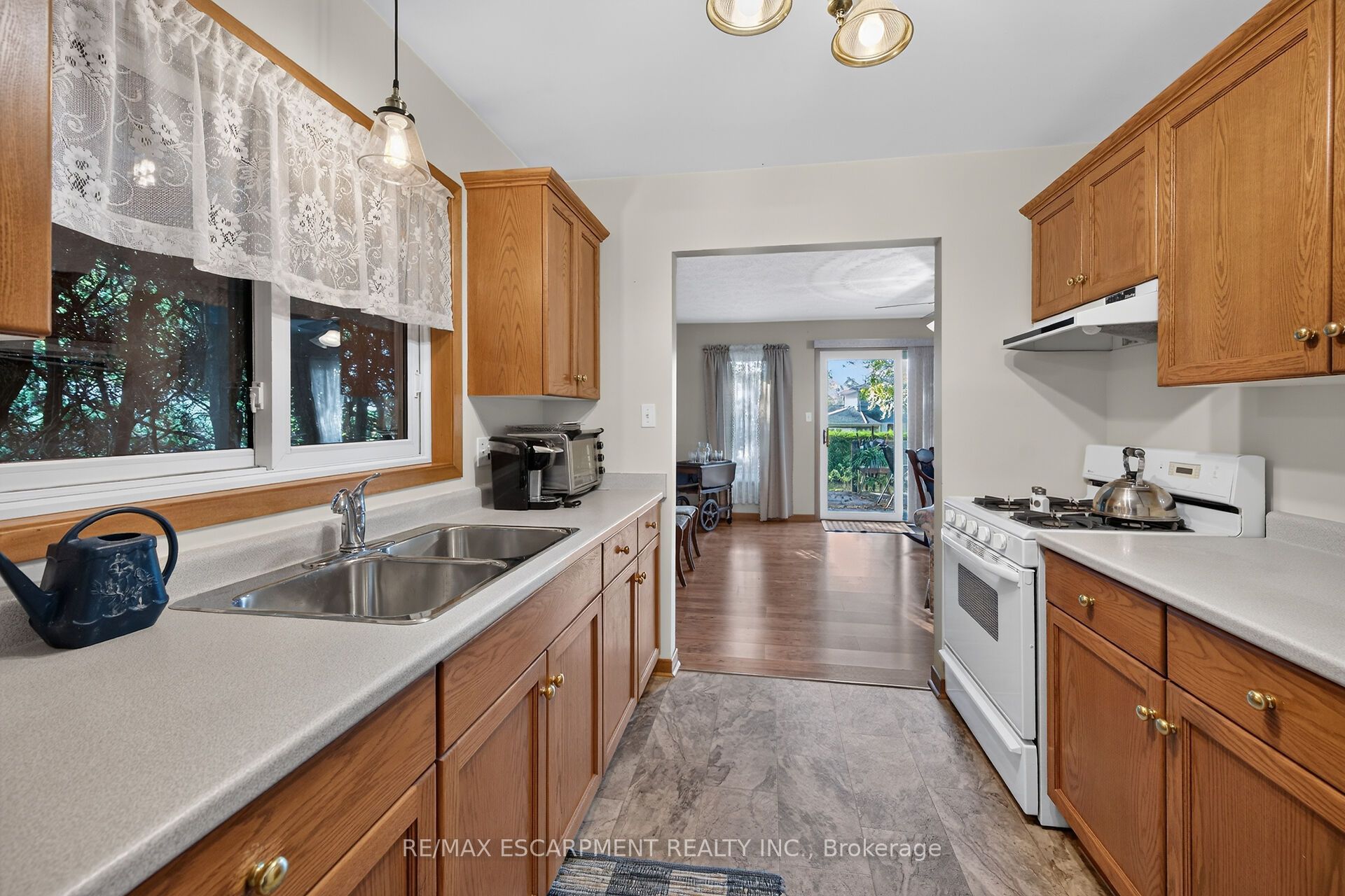 11 Barton Street Property Photo 12