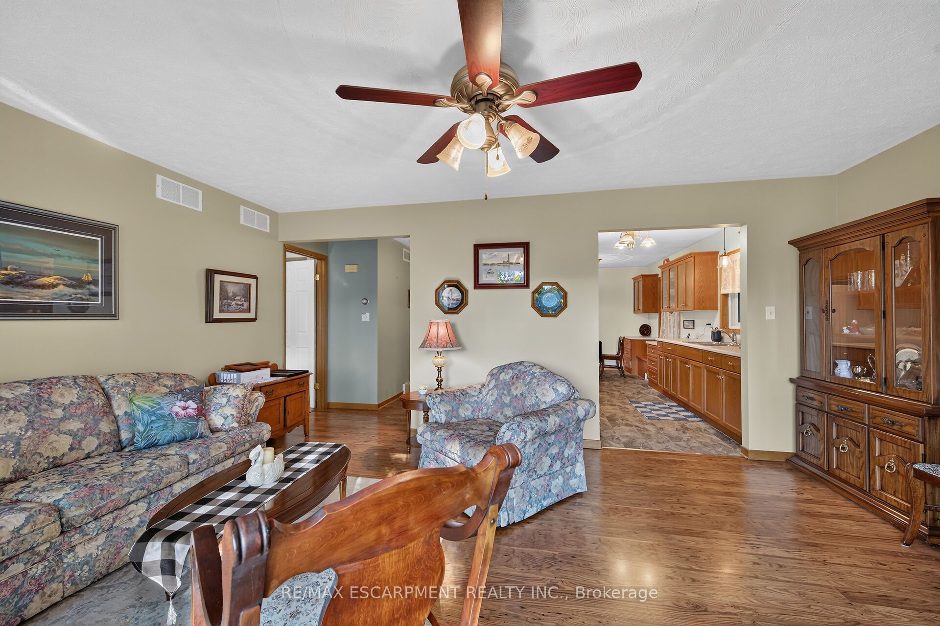 11 Barton Street Property Photo 16
