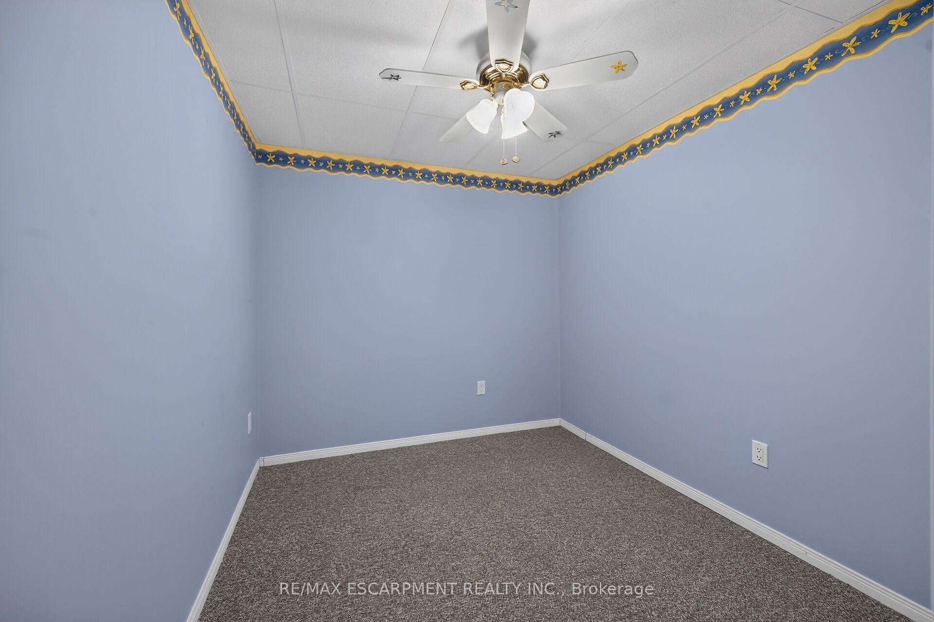 11 Barton Street Property Photo 34