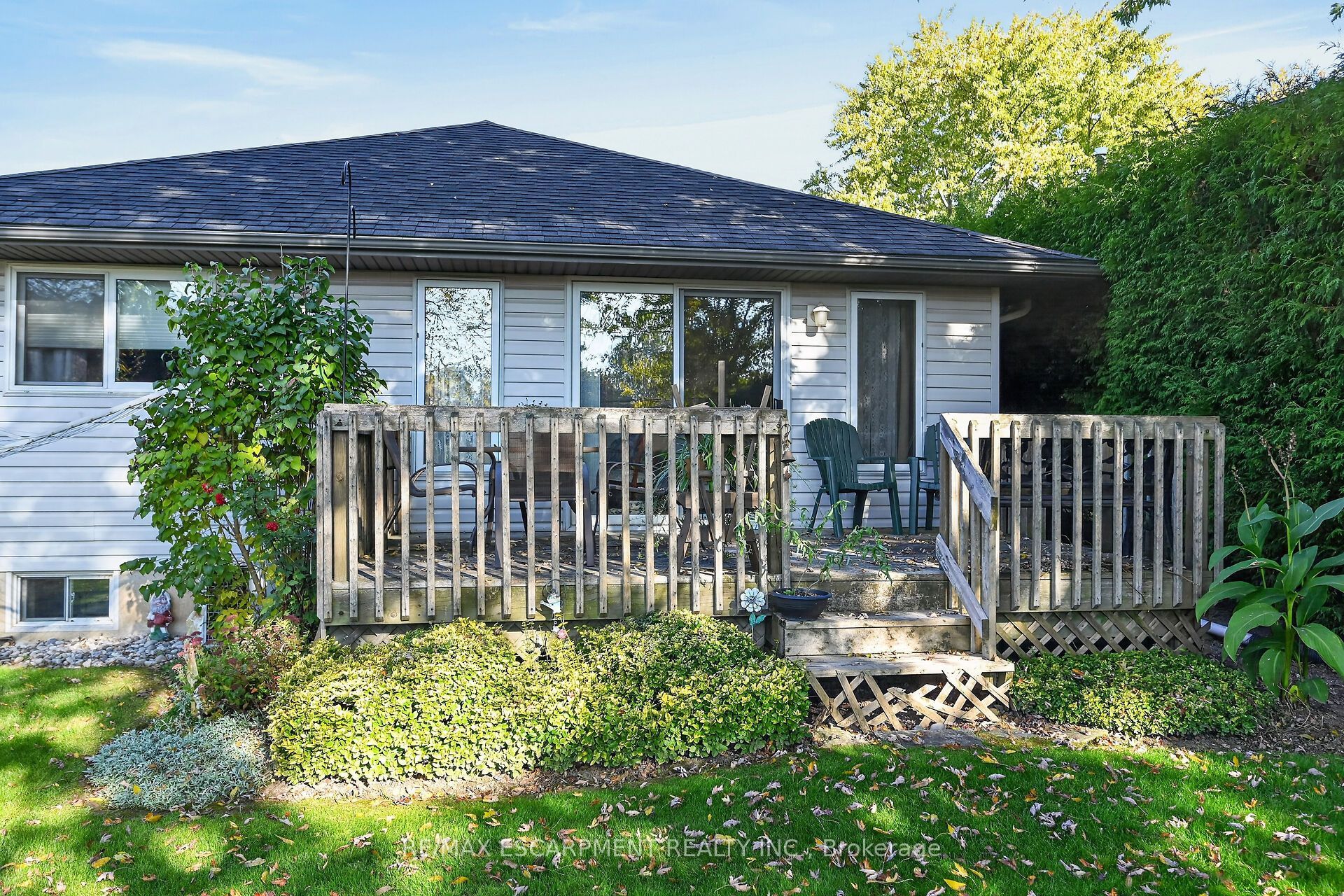 11 Barton Street Property Photo 39