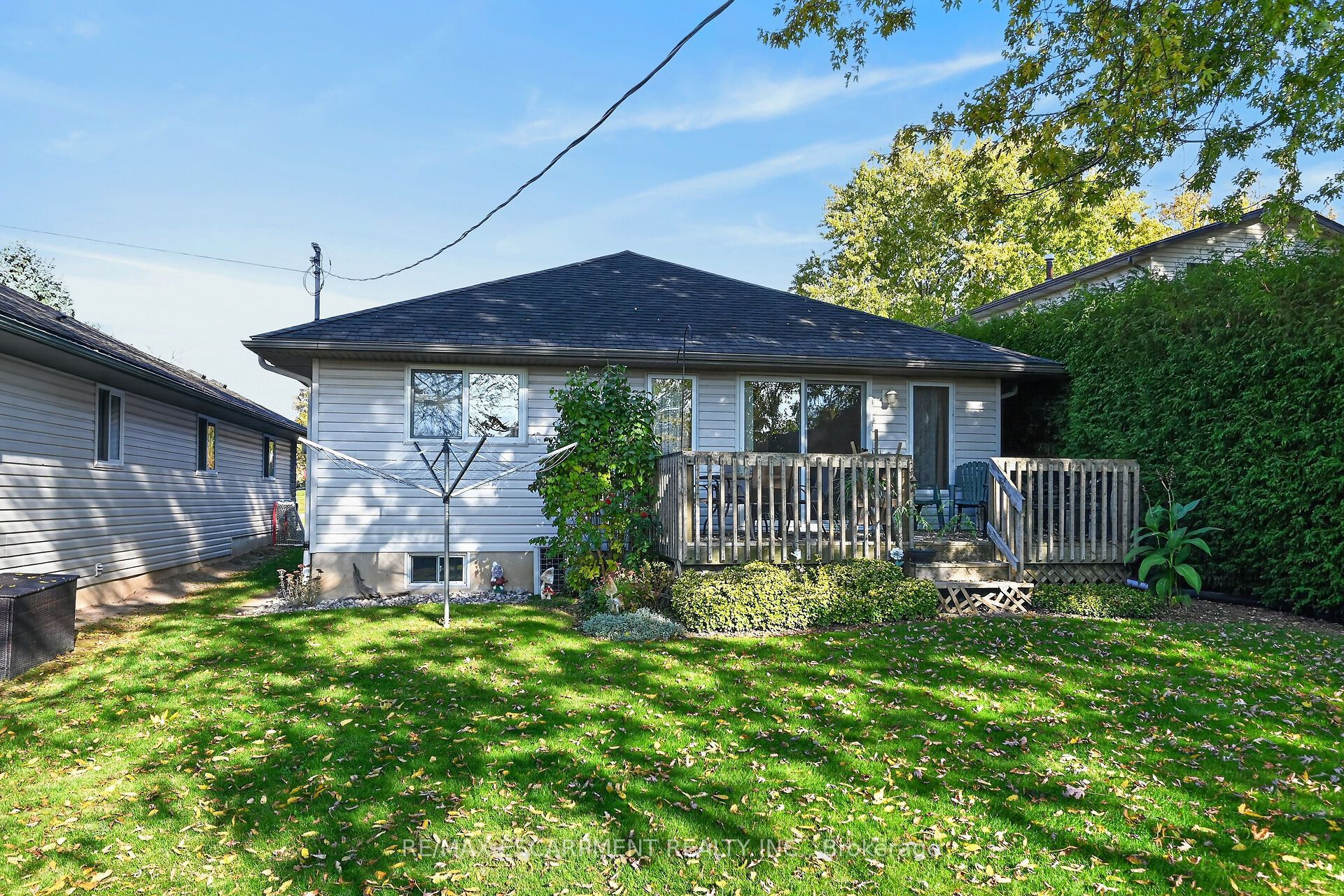 11 Barton Street Property Photo 42