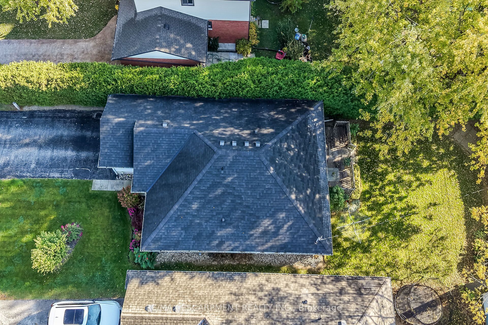 11 Barton Street Property Photo 45