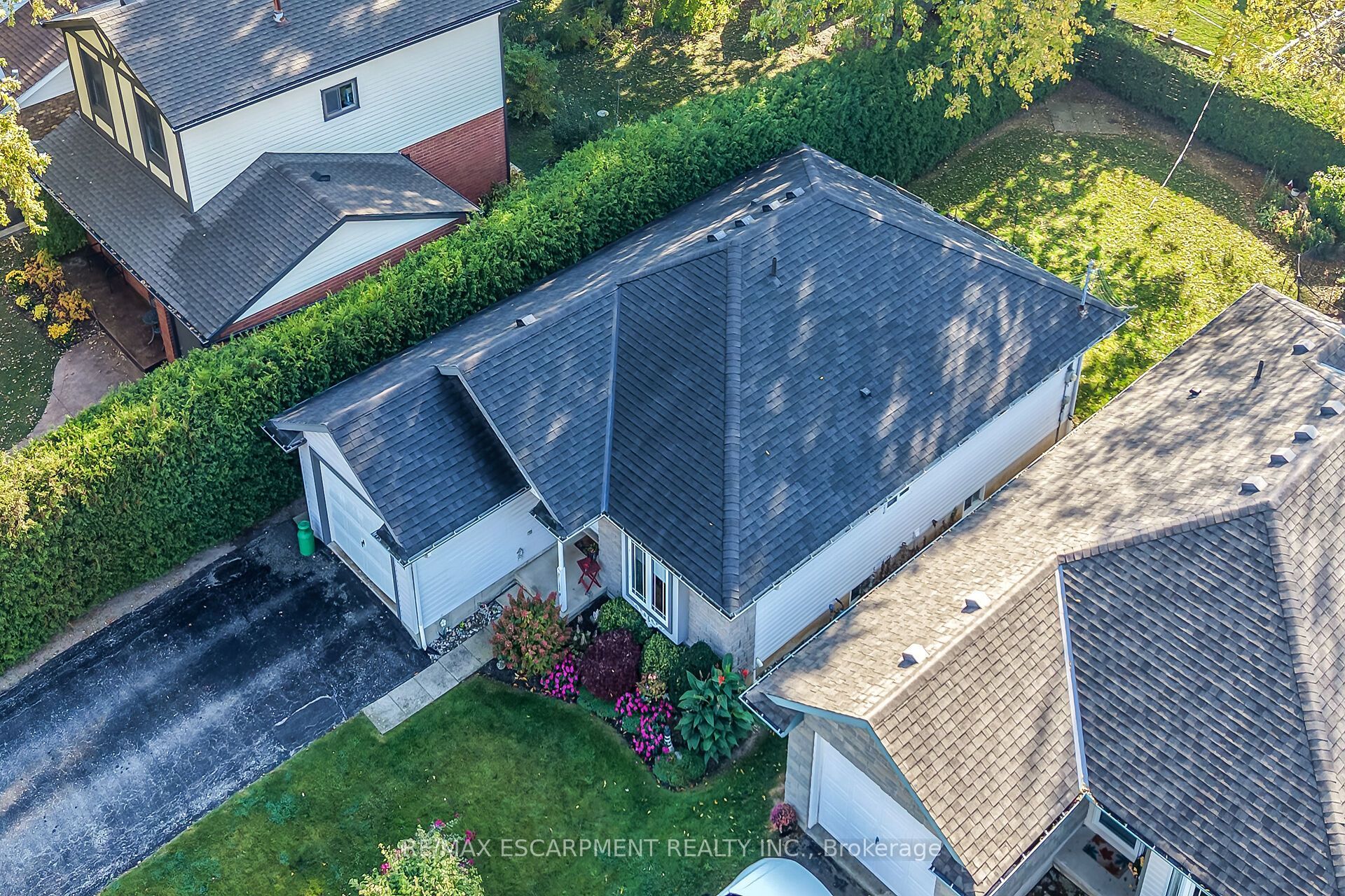 11 Barton Street Property Photo 46