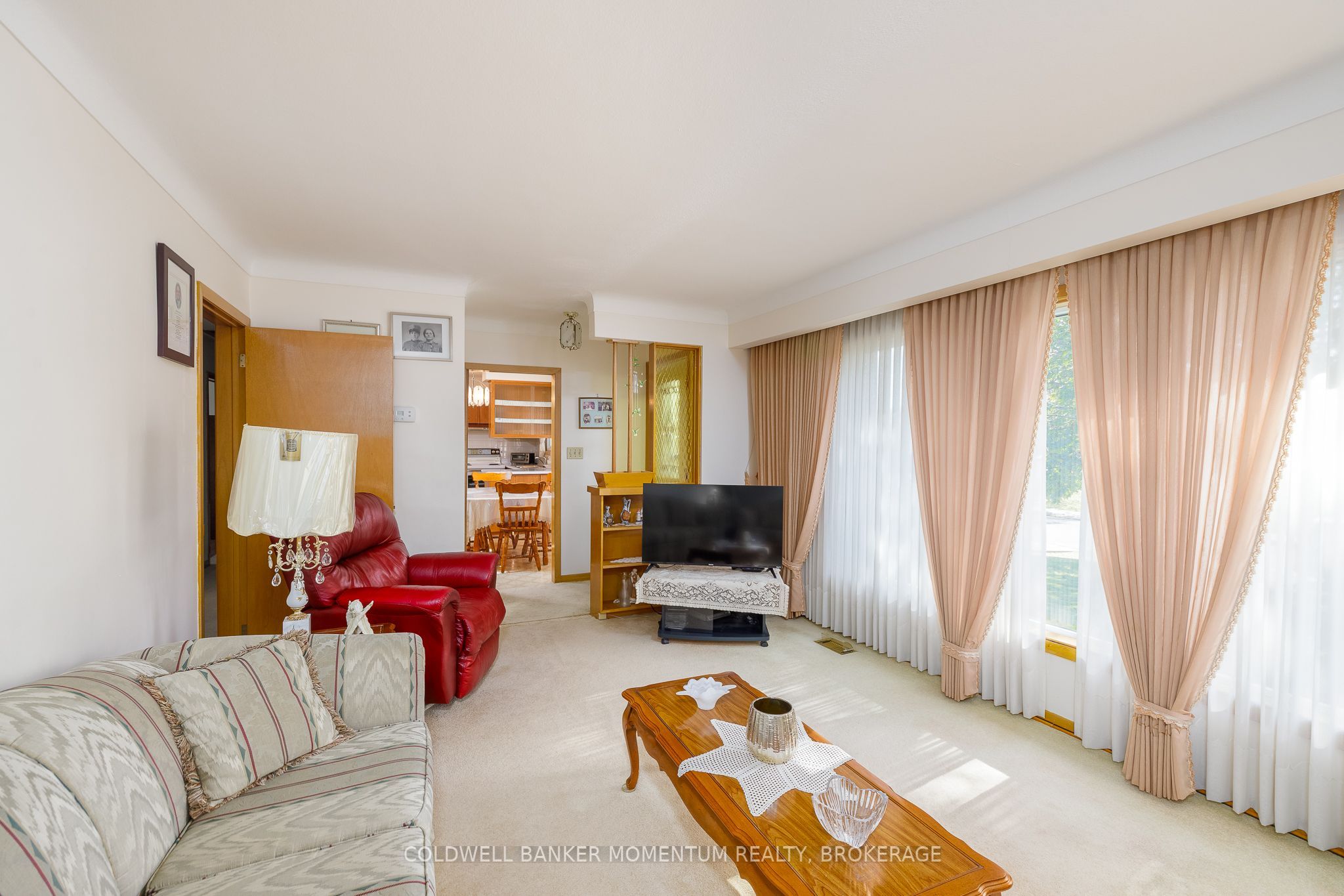 70 Rose Avenue Property Photo 8