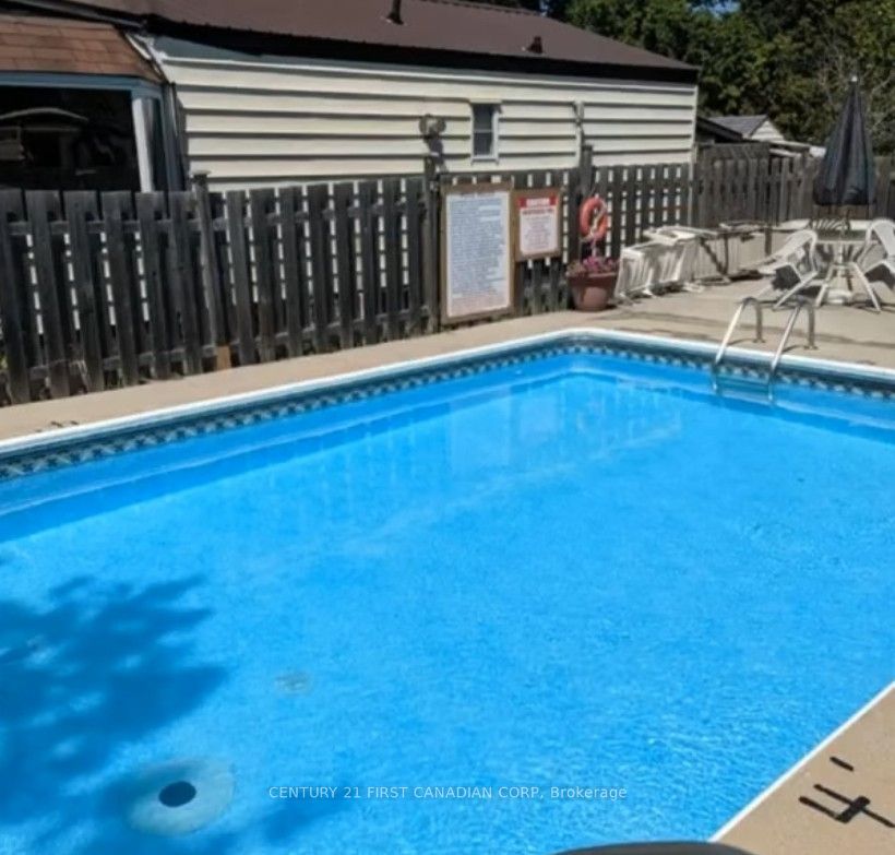 9839 Lakeshore Road 7 Property Photo 5
