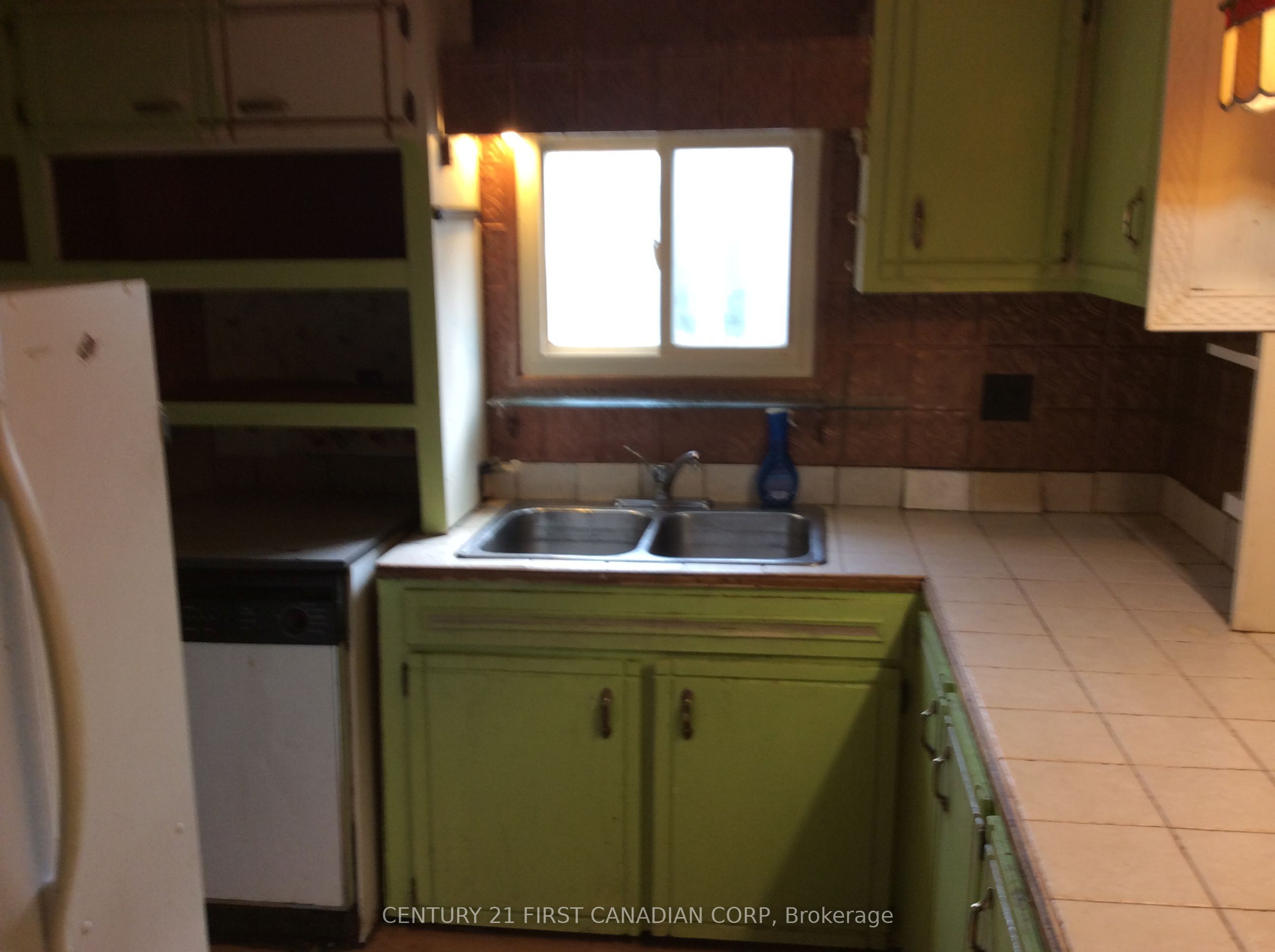 9839 Lakeshore Road 7 Property Photo 12