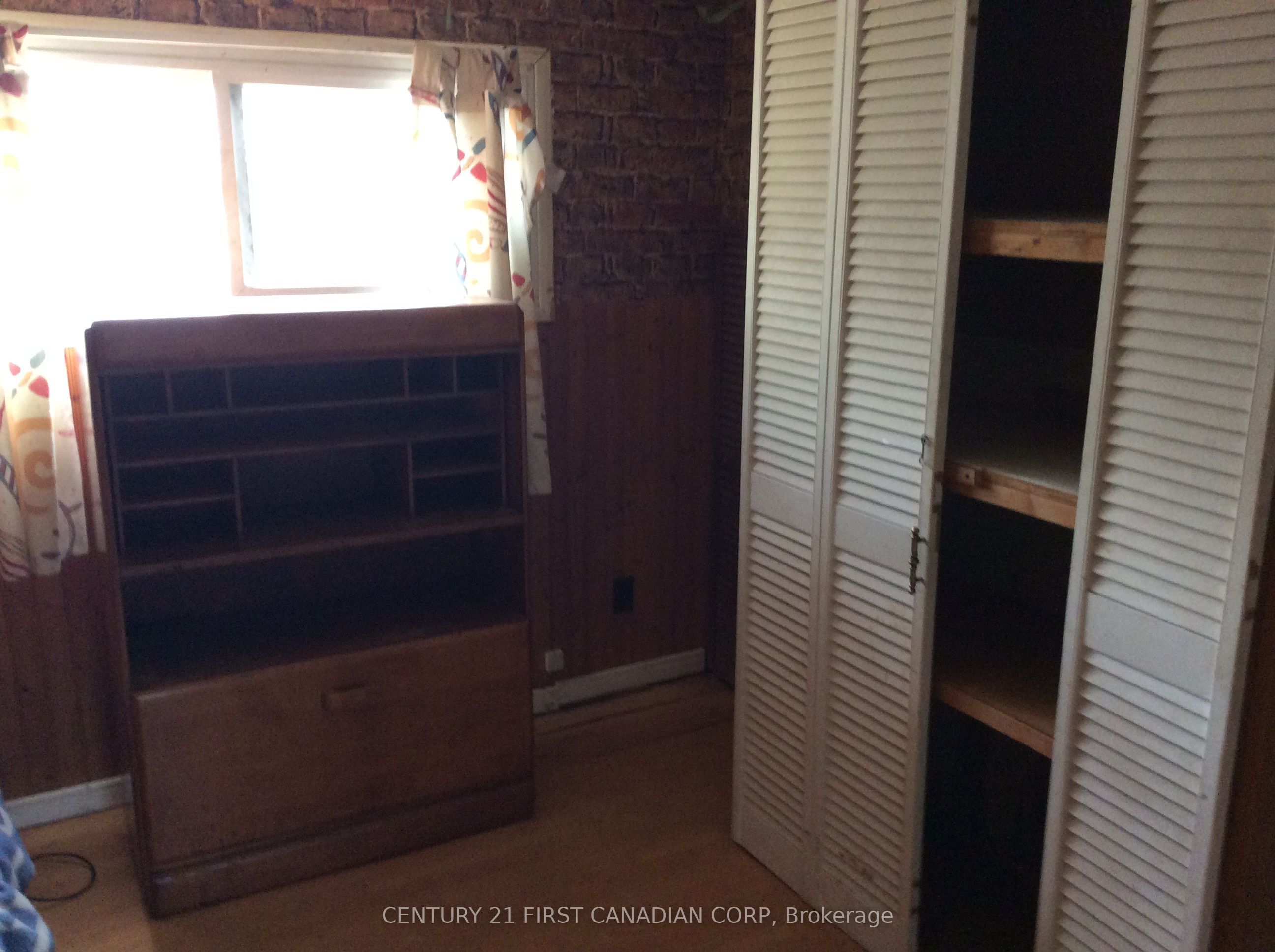 9839 Lakeshore Road 7 Property Photo 20