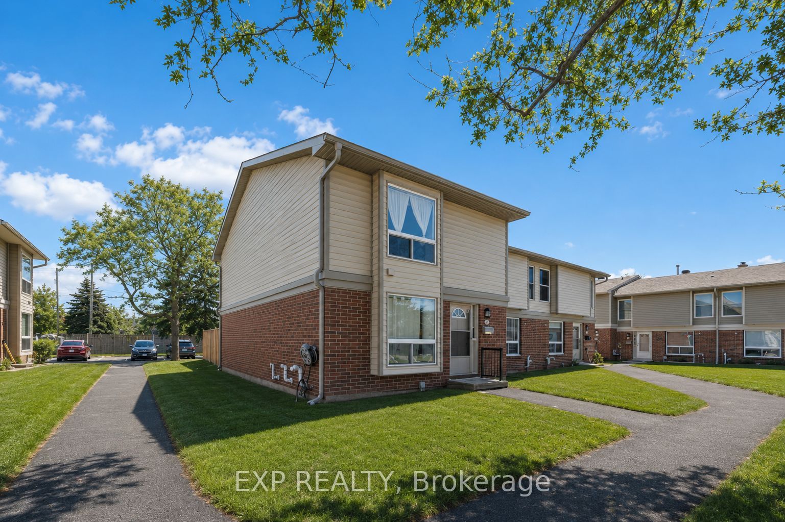 820 Cahill Drive W 38 Property Photo 2